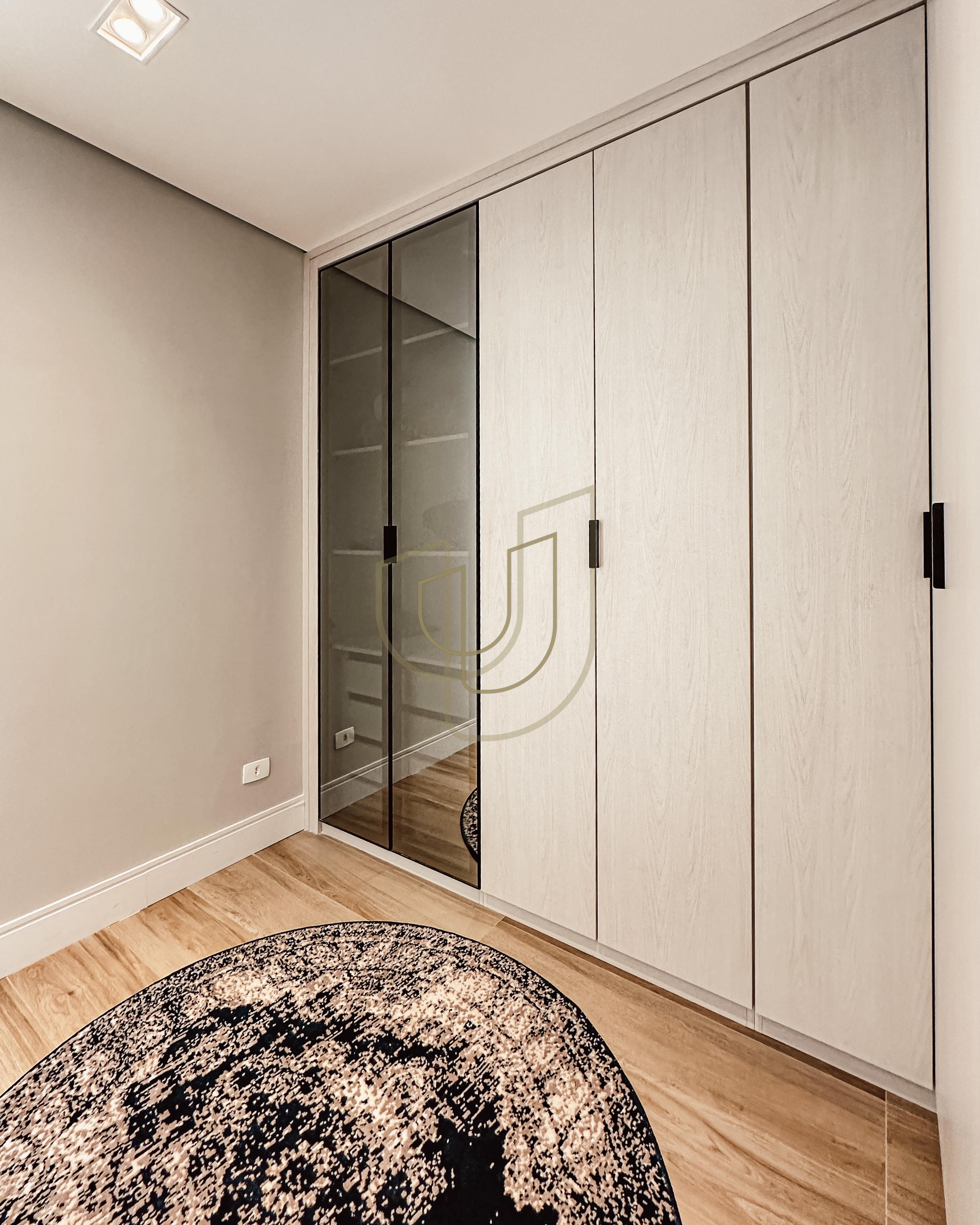 Mans&atilde;o de luxo e P&eacute; na &Aacute;gua com 10 Su&iacute;tes em Porto Laranjeiras - Piracaia/SP  Piracaia - 