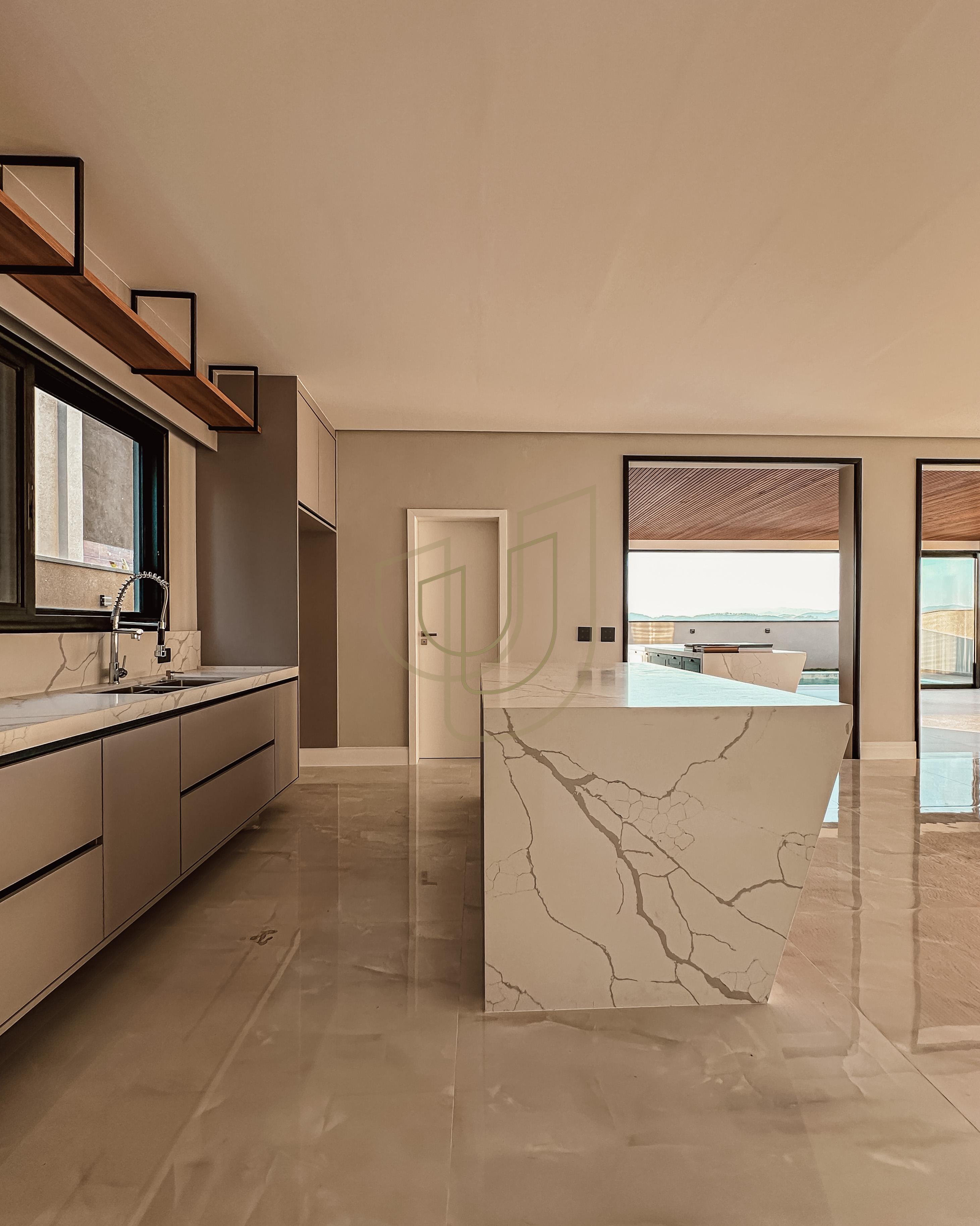 Sobrado sofisticado com vista &uacute;nica e com 5 su&iacute;tes no Alphaville - S&atilde;o Jos&eacute; dos Campos/SP  São José dos Campos - 