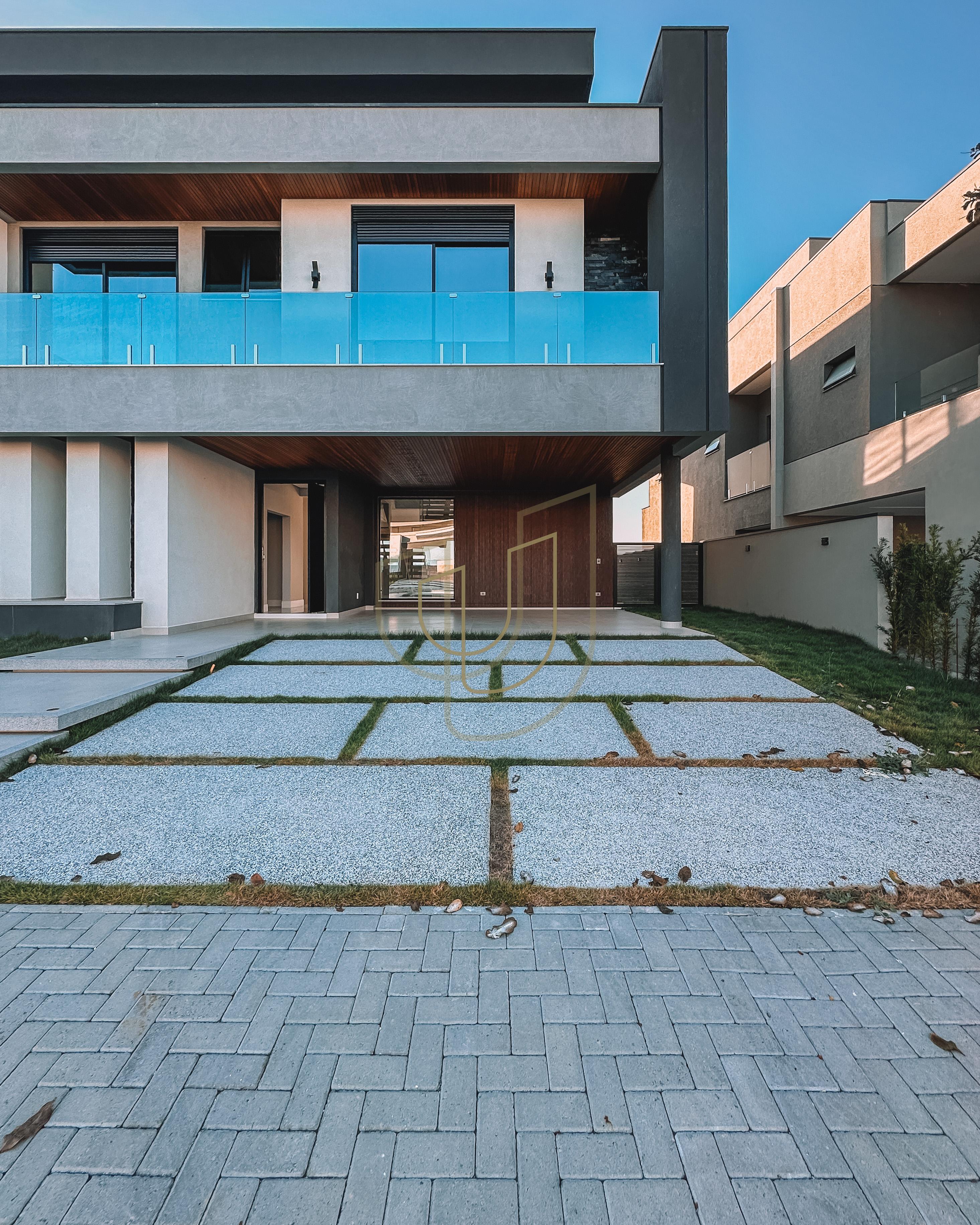 Sobrado sofisticado com vista &uacute;nica e com 5 su&iacute;tes no Alphaville - S&atilde;o Jos&eacute; dos Campos/SP  São José dos Campos - 