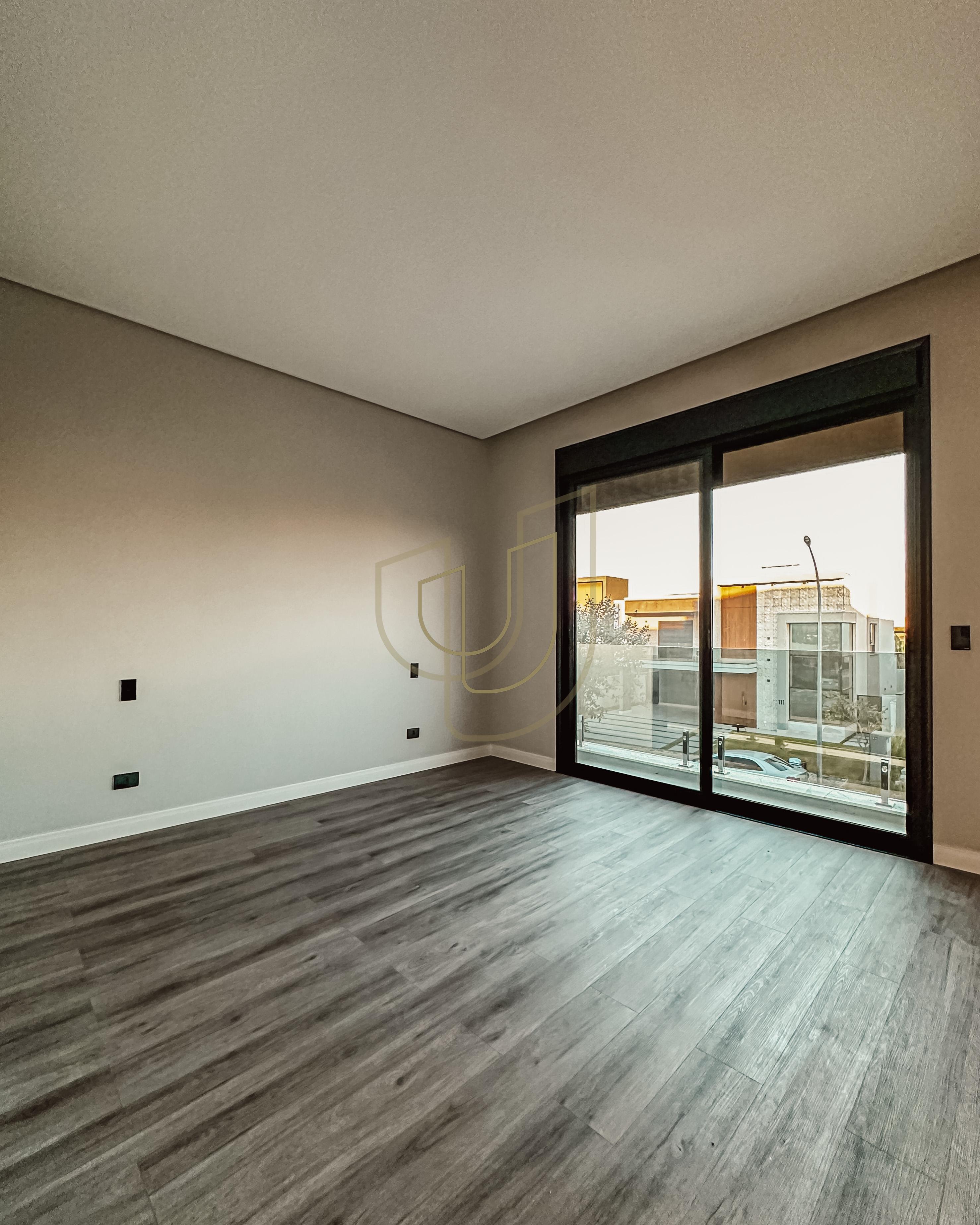 Sobrado sofisticado com vista &uacute;nica e com 5 su&iacute;tes no Alphaville - S&atilde;o Jos&eacute; dos Campos/SP  São José dos Campos - 