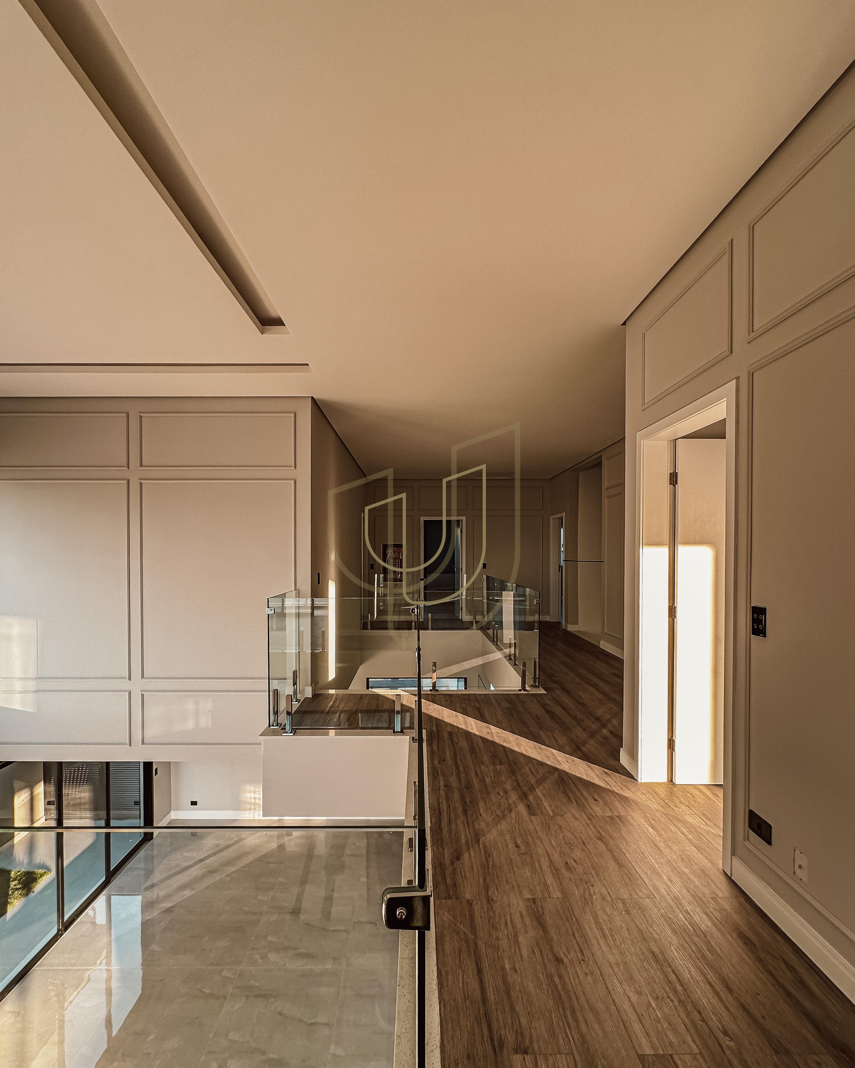 Sobrado sofisticado com vista &uacute;nica e com 5 su&iacute;tes no Alphaville - S&atilde;o Jos&eacute; dos Campos/SP  São José dos Campos - 