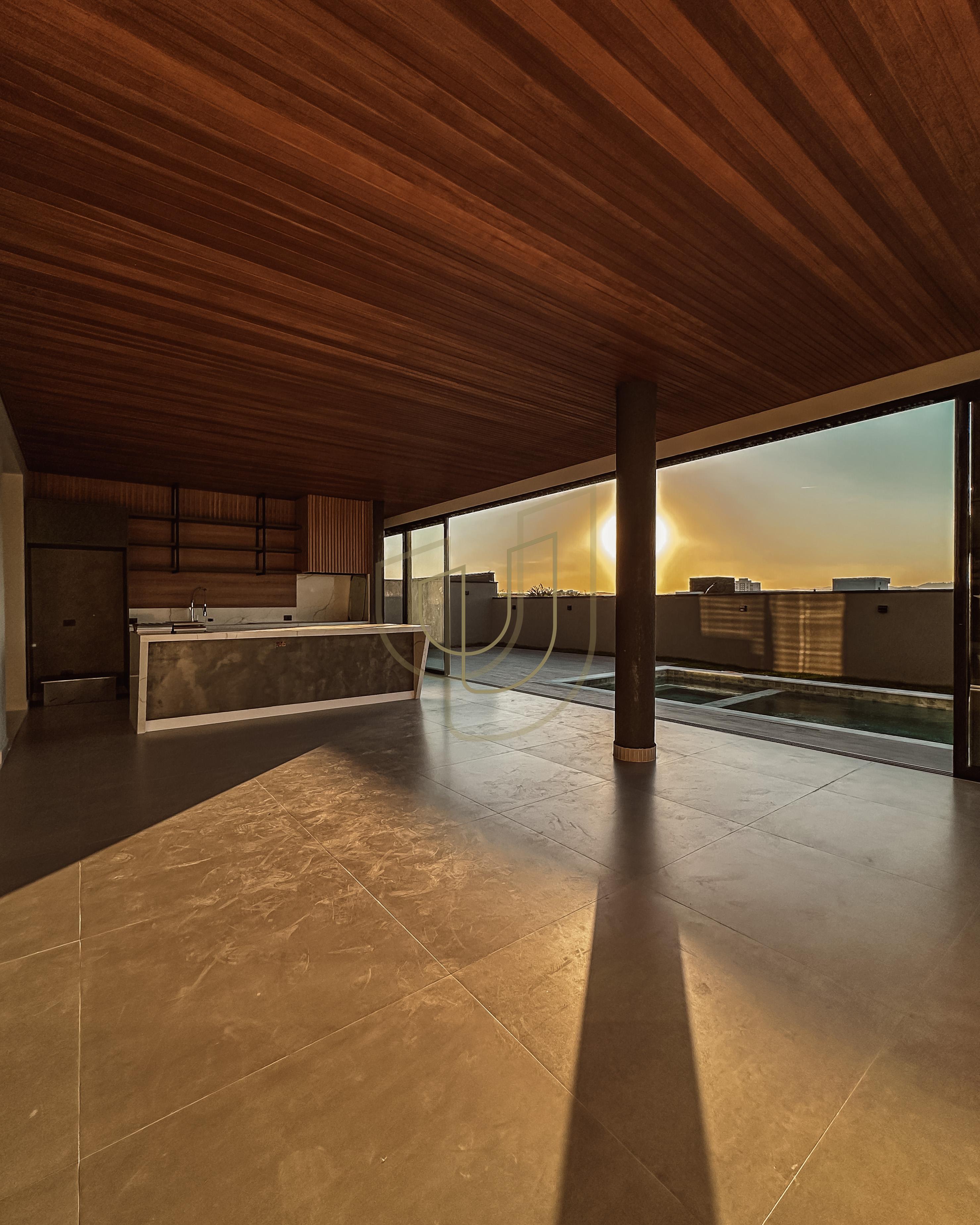 Sobrado sofisticado com vista &uacute;nica e com 5 su&iacute;tes no Alphaville - S&atilde;o Jos&eacute; dos Campos/SP  São José dos Campos - 