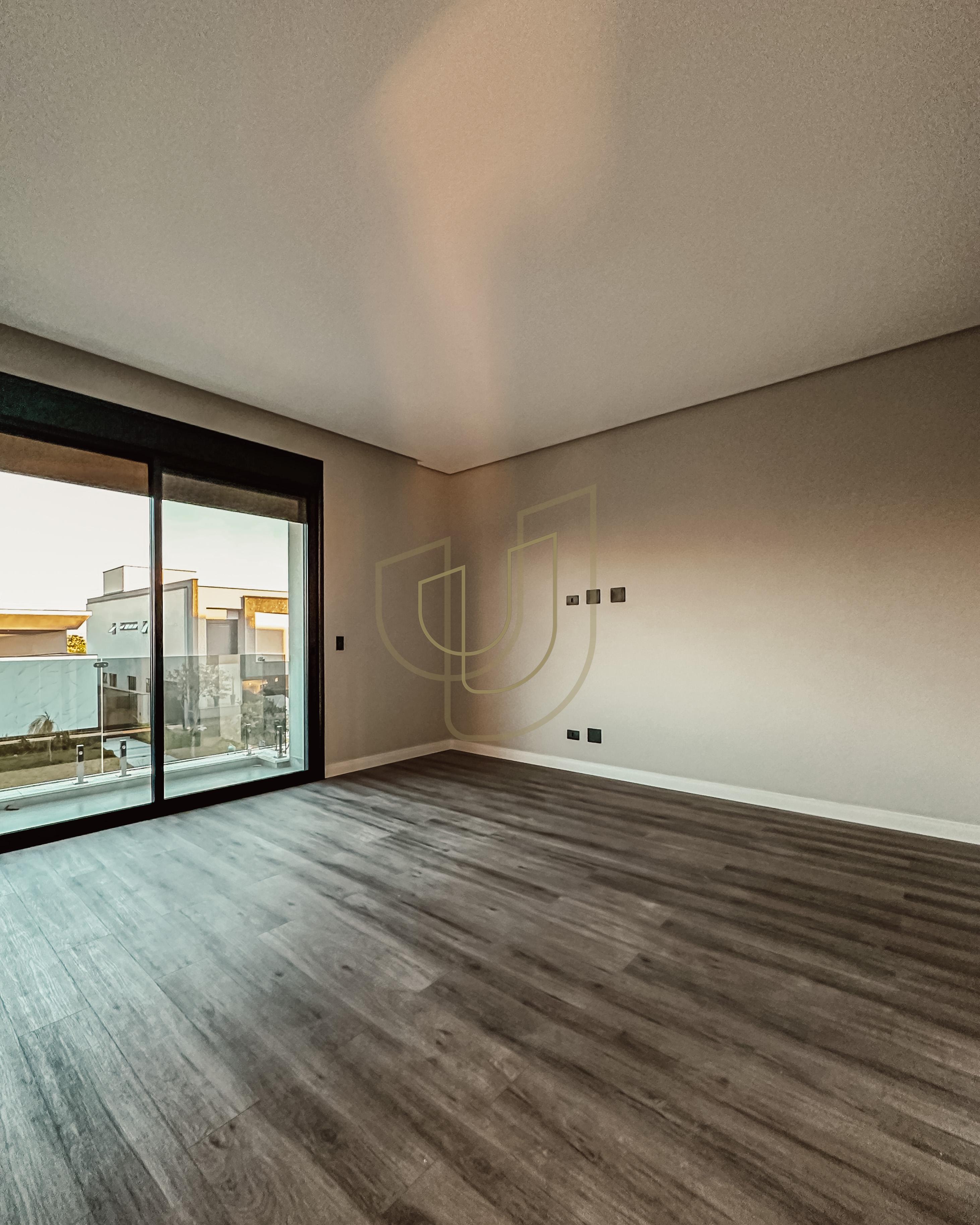 Sobrado sofisticado com vista &uacute;nica e com 5 su&iacute;tes no Alphaville - S&atilde;o Jos&eacute; dos Campos/SP  São José dos Campos - 