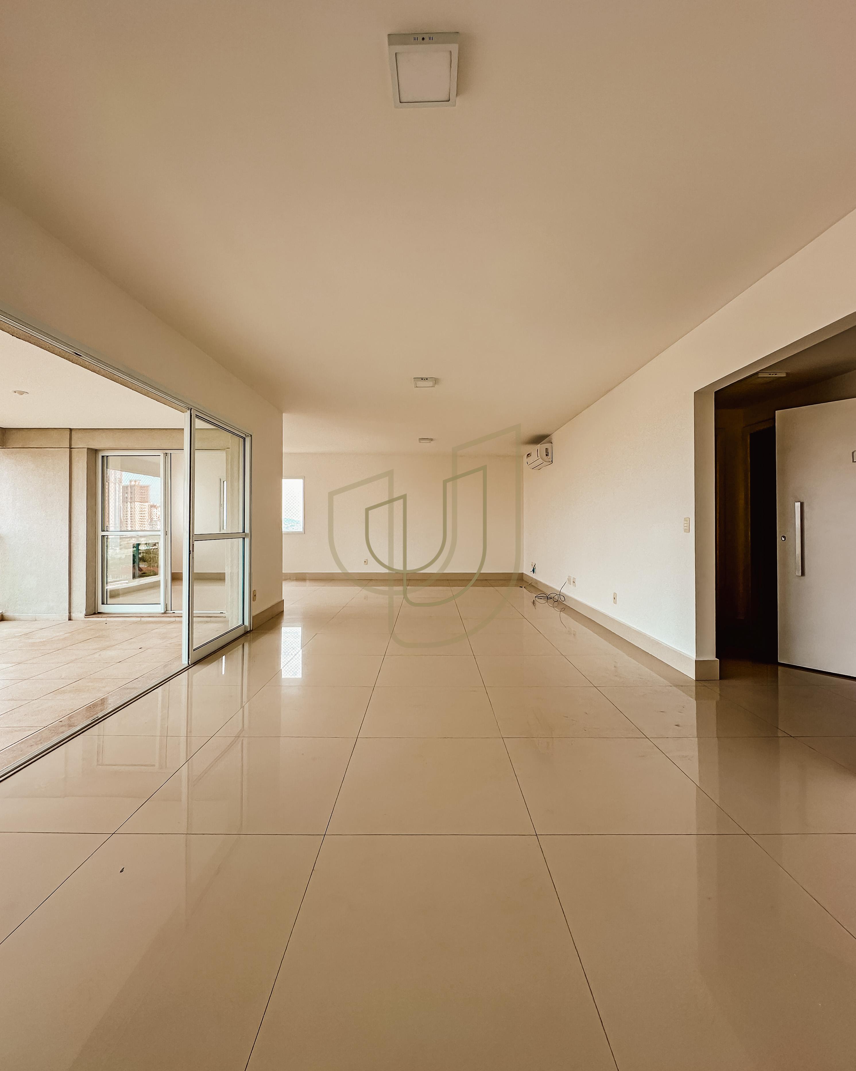 Apartamento de 259m&sup2; com 4 su&iacute;tes para Loca&ccedil;&atilde;o no Helbor Belvedere - Jardim das Colinas  São José dos Campos - 