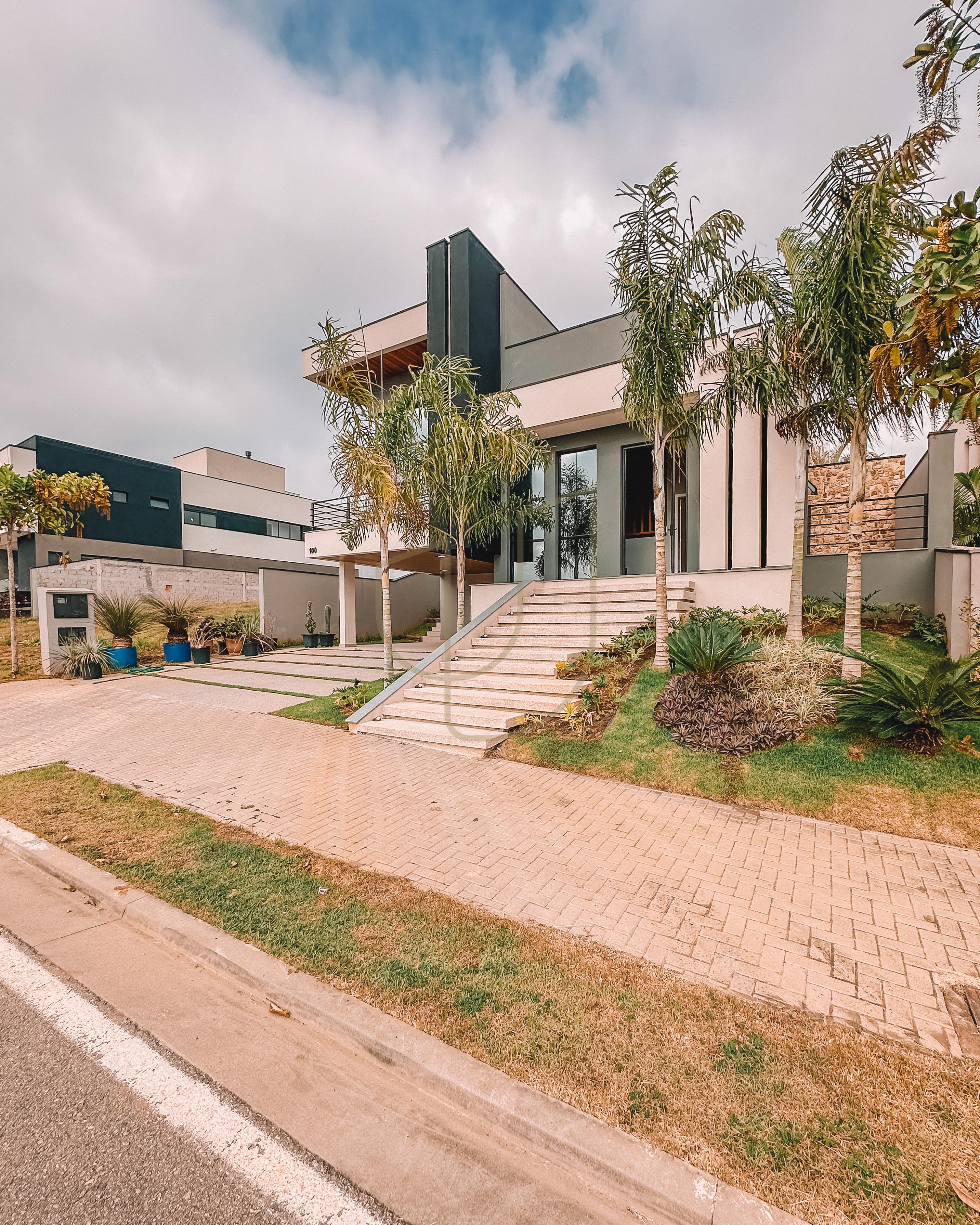 Casa sofisticada com projeto &uacute;nico e 4 Quartos no Alphaville - S&atilde;o Jos&eacute; dos Campos/SP Rua dos Araças São José dos Campos - 