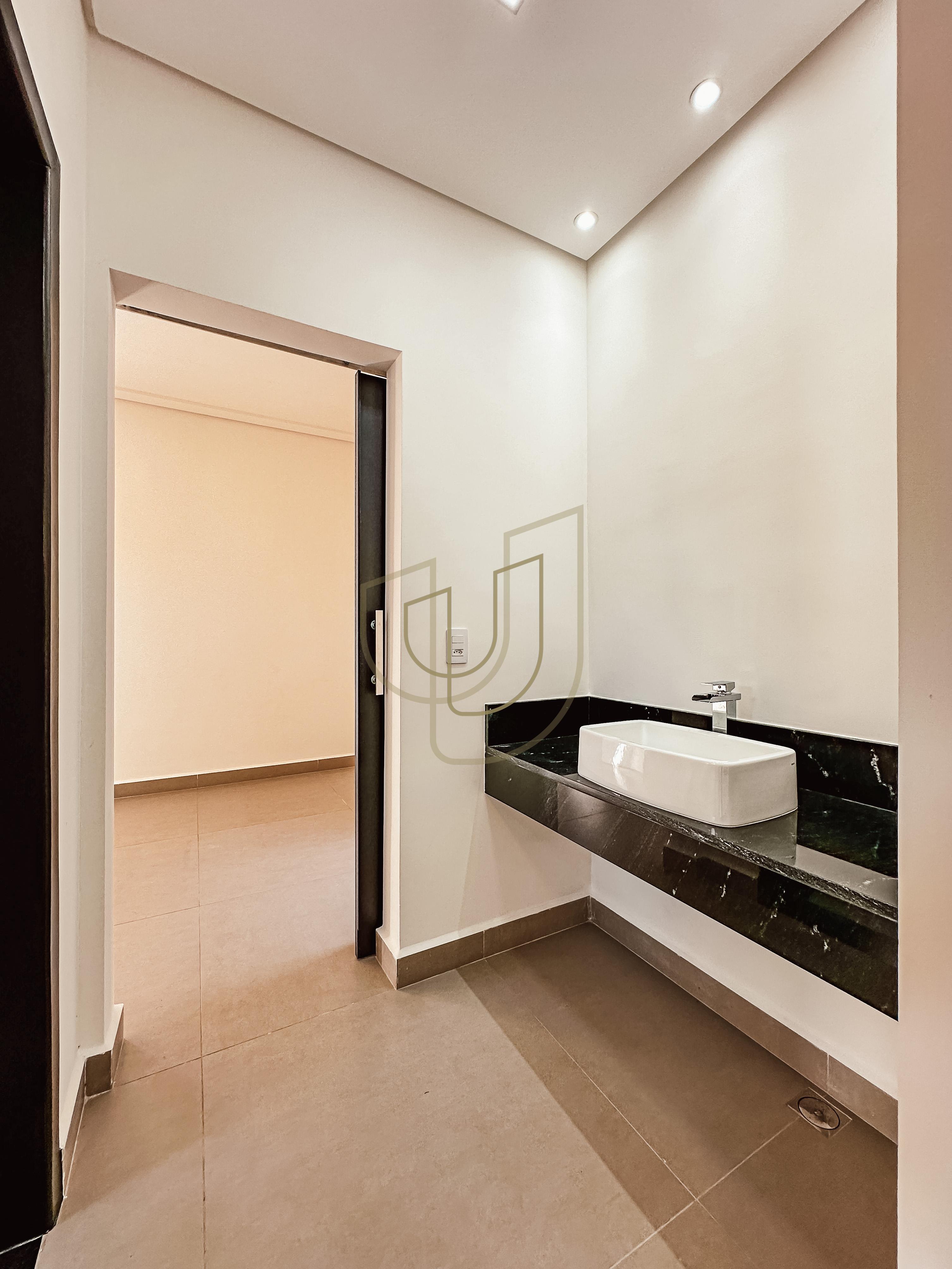 Sobrado sofisticado e moderno com 3 su&iacute;tes no Condom&iacute;nio Terras do Vale - Ca&ccedil;apava/SP  Caçapava - 