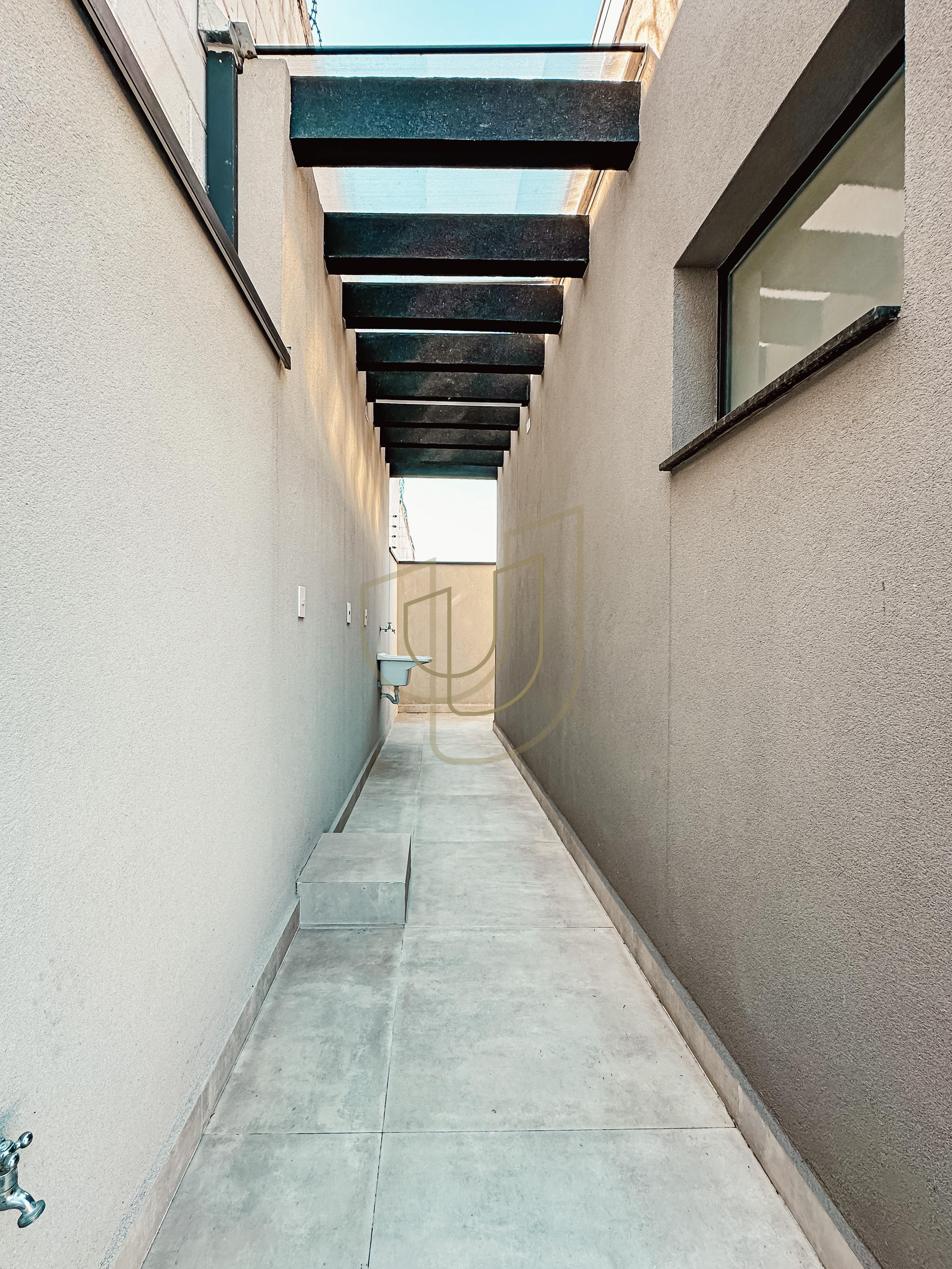 Sobrado sofisticado e moderno com 3 su&iacute;tes no Condom&iacute;nio Terras do Vale - Ca&ccedil;apava/SP  Caçapava - 