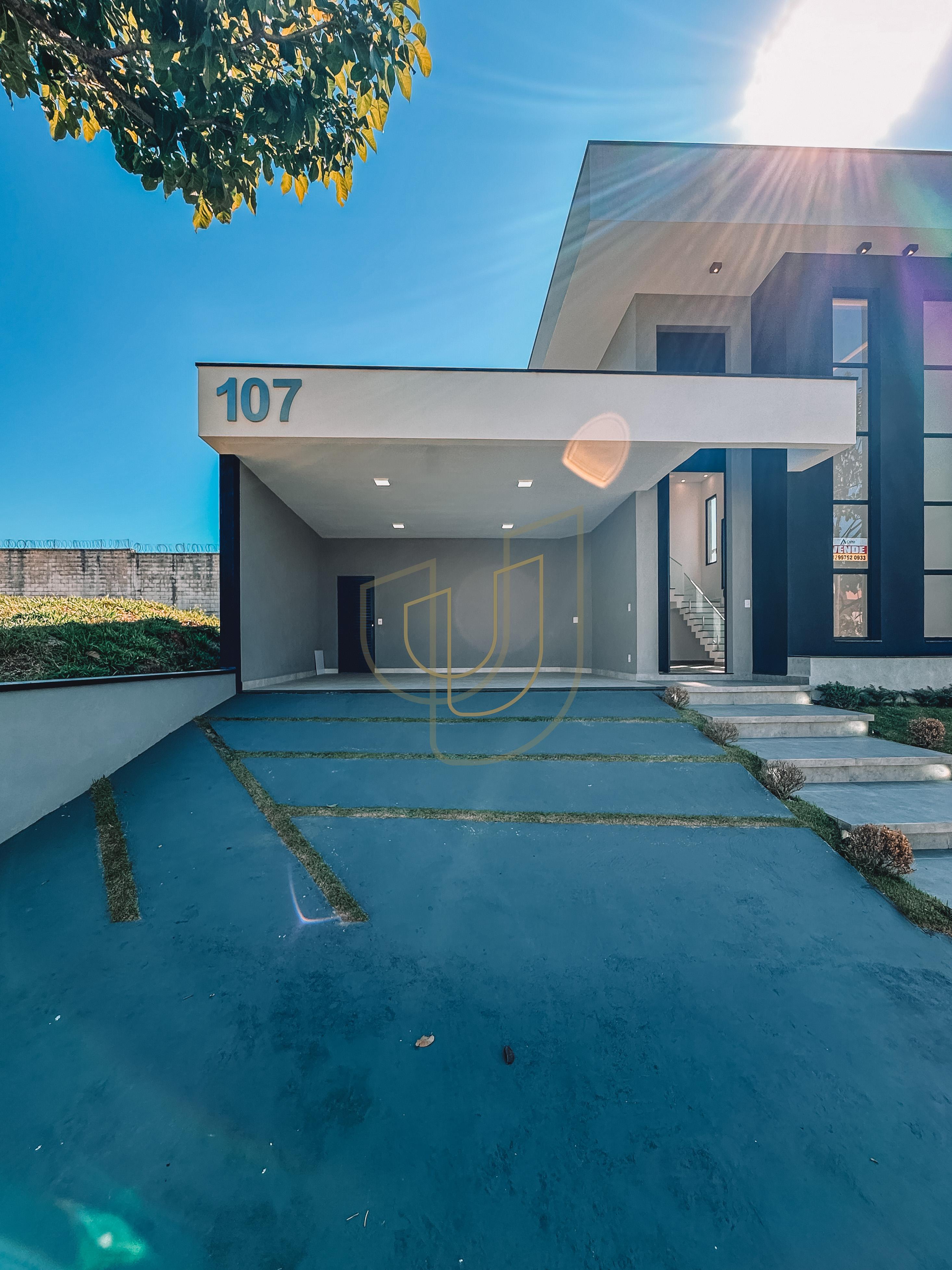 Sobrado sofisticado e moderno com 3 su&iacute;tes no Condom&iacute;nio Terras do Vale - Ca&ccedil;apava/SP  Caçapava - 