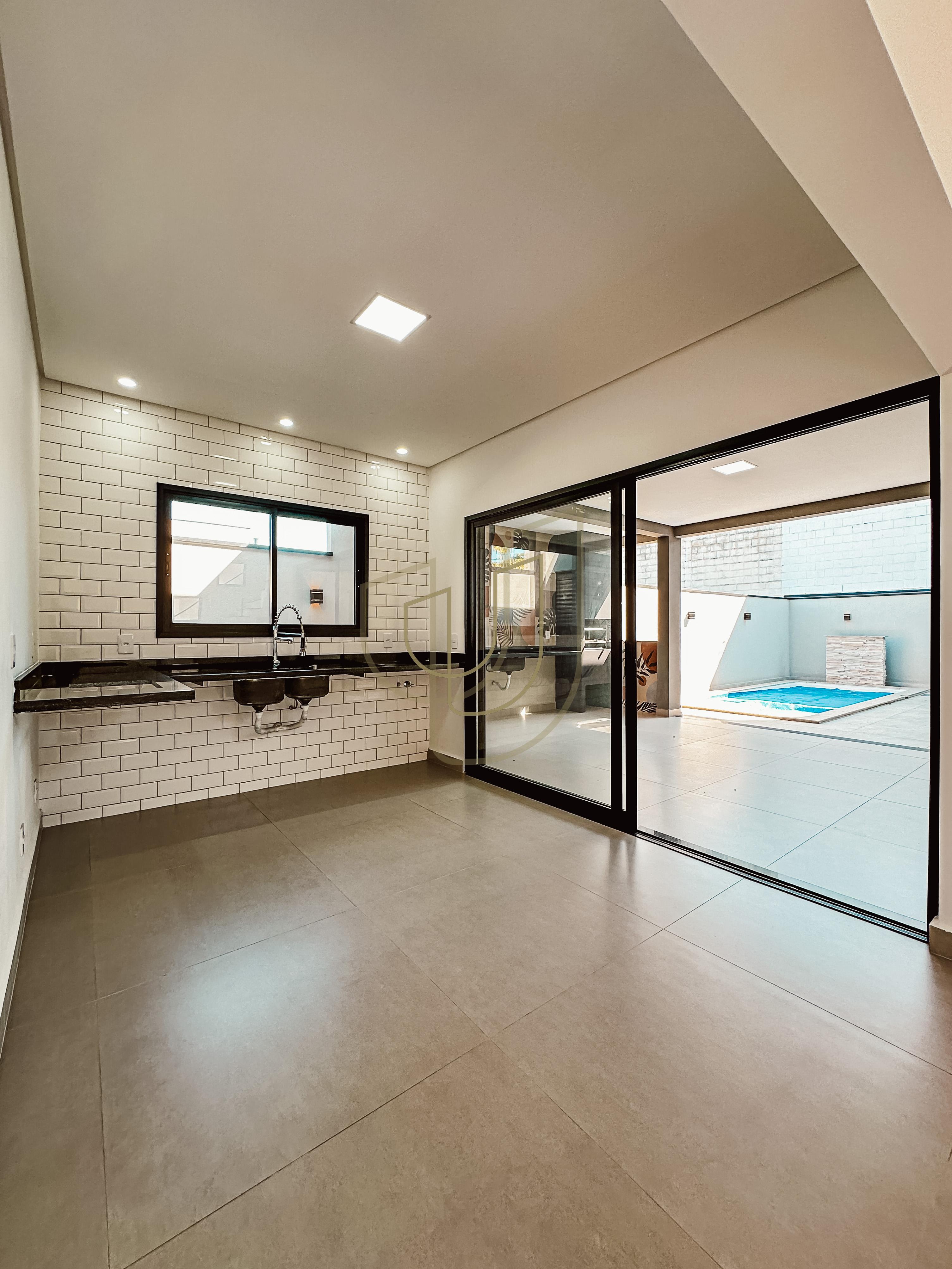 Sobrado sofisticado e moderno com 3 su&iacute;tes no Condom&iacute;nio Terras do Vale - Ca&ccedil;apava/SP  Caçapava - 