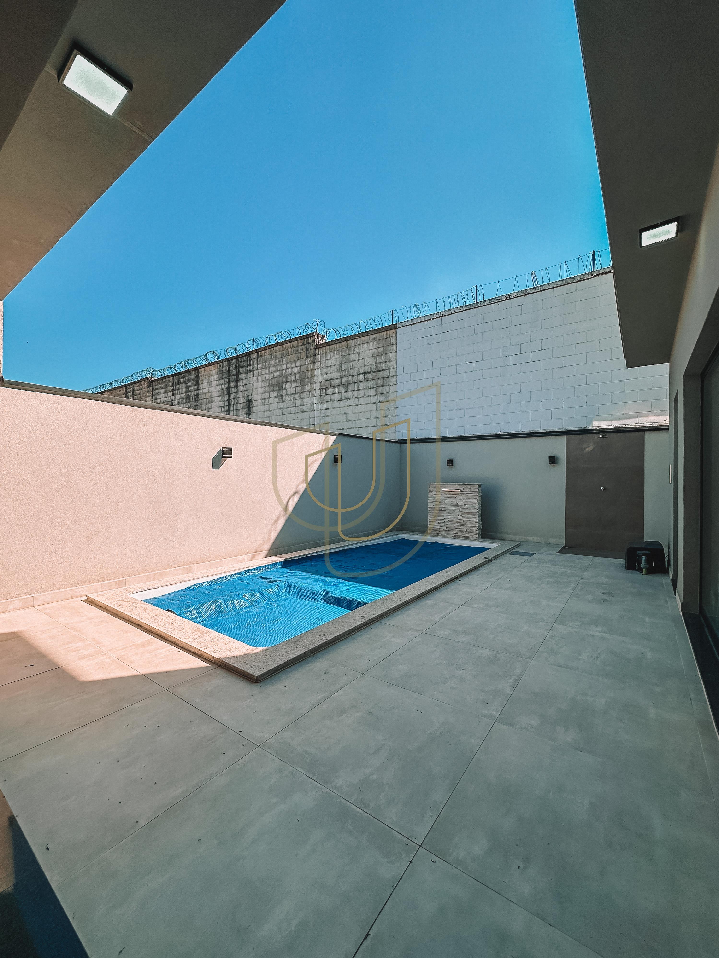 Sobrado sofisticado e moderno com 3 su&iacute;tes no Condom&iacute;nio Terras do Vale - Ca&ccedil;apava/SP  Caçapava - 