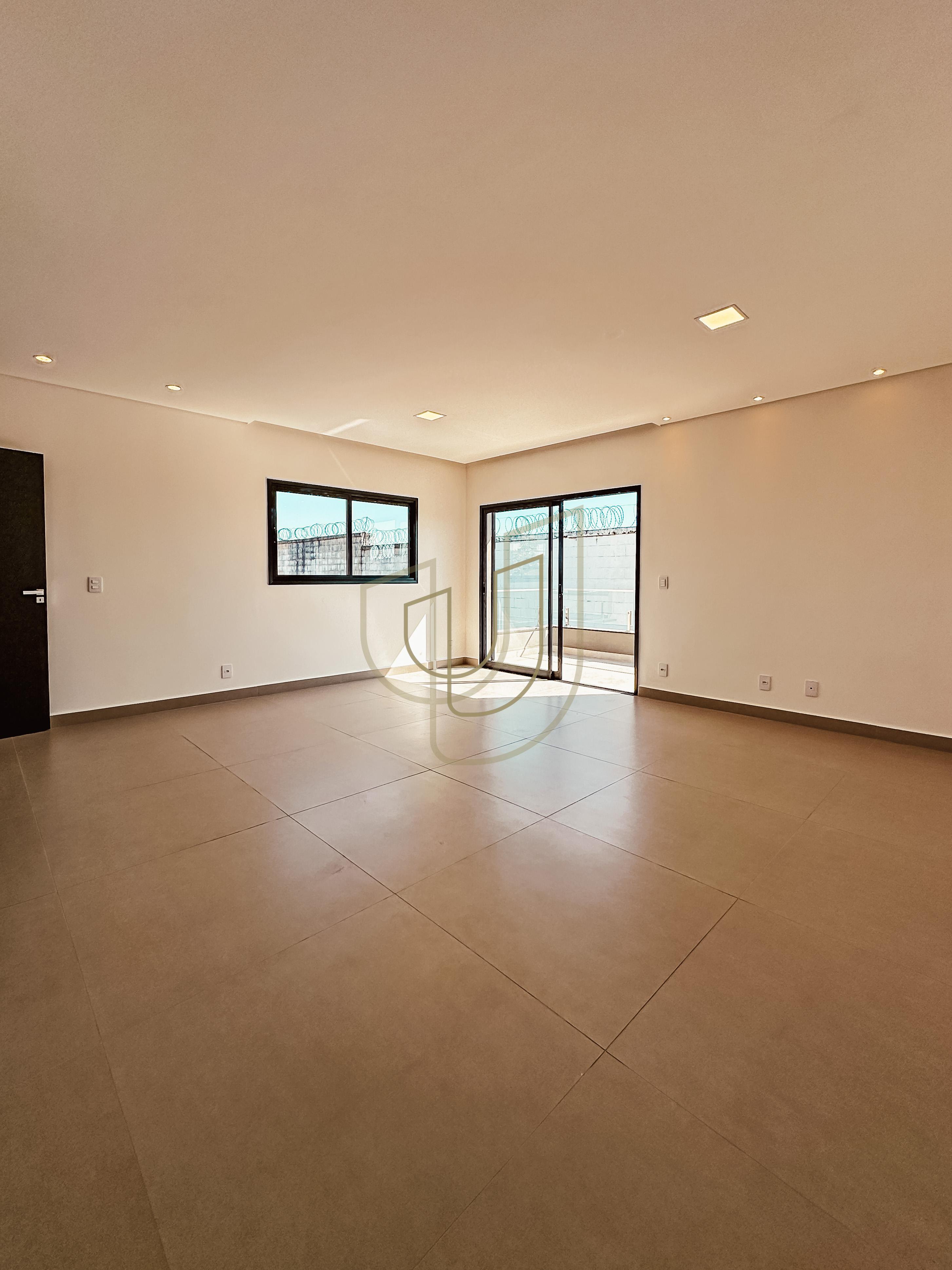 Sobrado sofisticado e moderno com 3 su&iacute;tes no Condom&iacute;nio Terras do Vale - Ca&ccedil;apava/SP  Caçapava - 