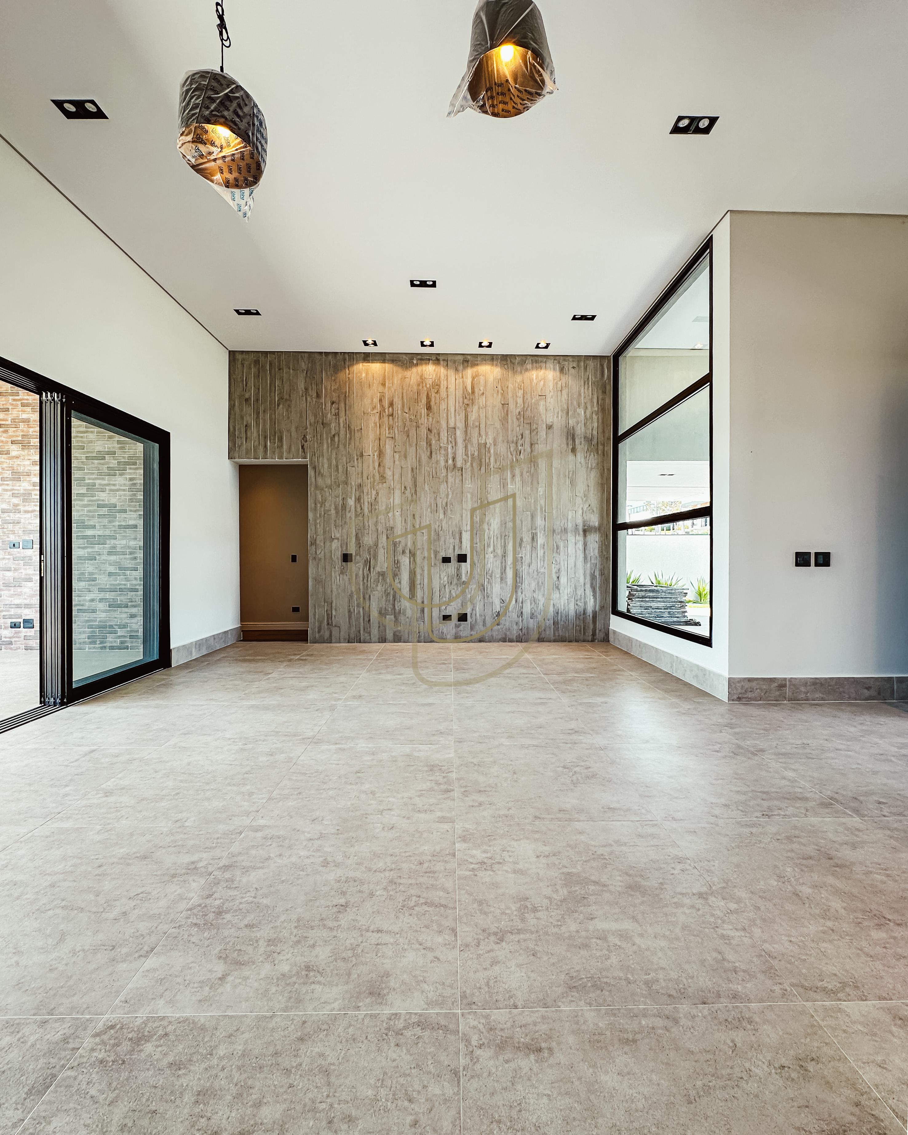 Casa T&eacute;rrea com 4 Su&iacute;tes no Colinas do Paratehy Norte - Urbanova - S&atilde;o Jos&eacute; dos Campos/SP  São José dos Campos - 