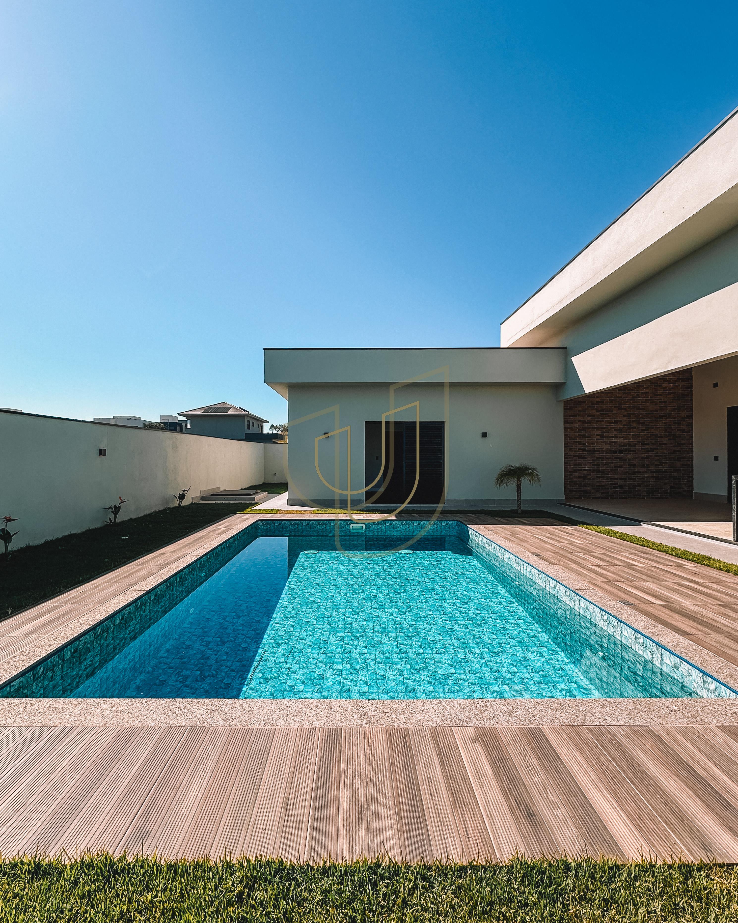 Casa T&eacute;rrea com 4 Su&iacute;tes no Colinas do Paratehy Norte - Urbanova - S&atilde;o Jos&eacute; dos Campos/SP  São José dos Campos - 