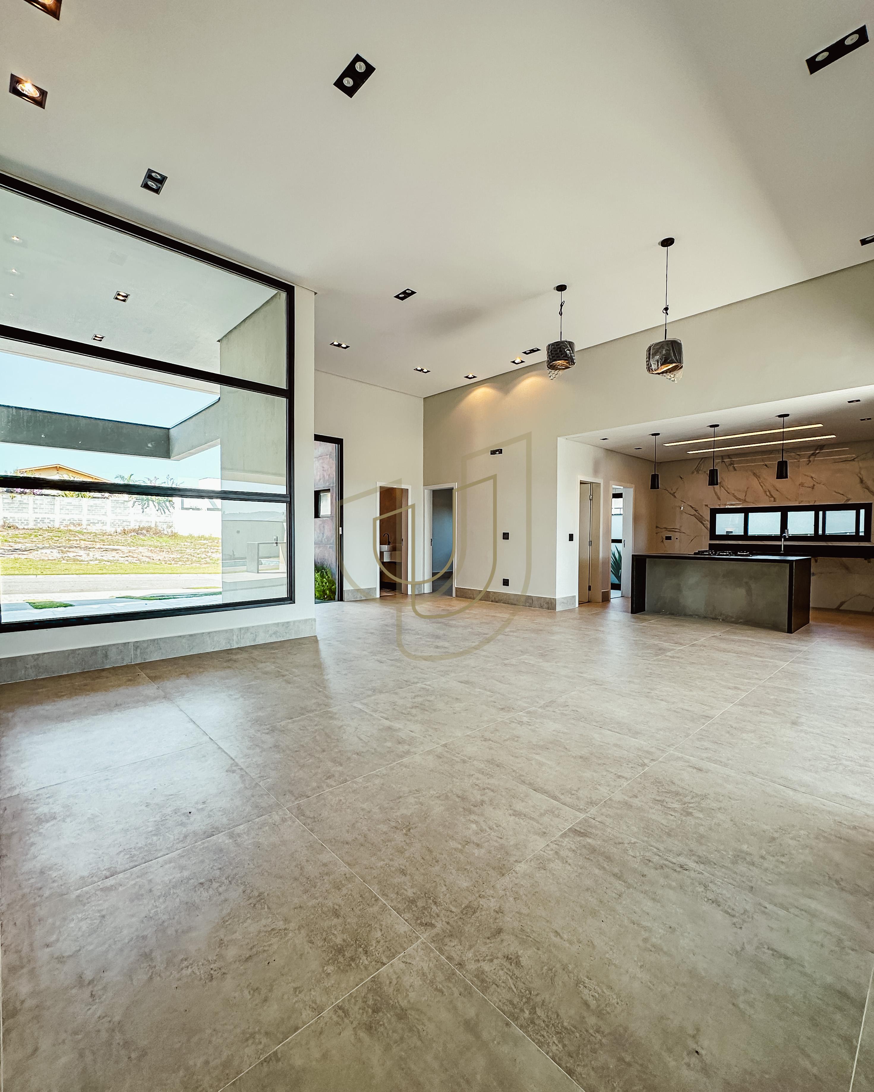 Casa T&eacute;rrea com 4 Su&iacute;tes no Colinas do Paratehy Norte - Urbanova - S&atilde;o Jos&eacute; dos Campos/SP  São José dos Campos - 