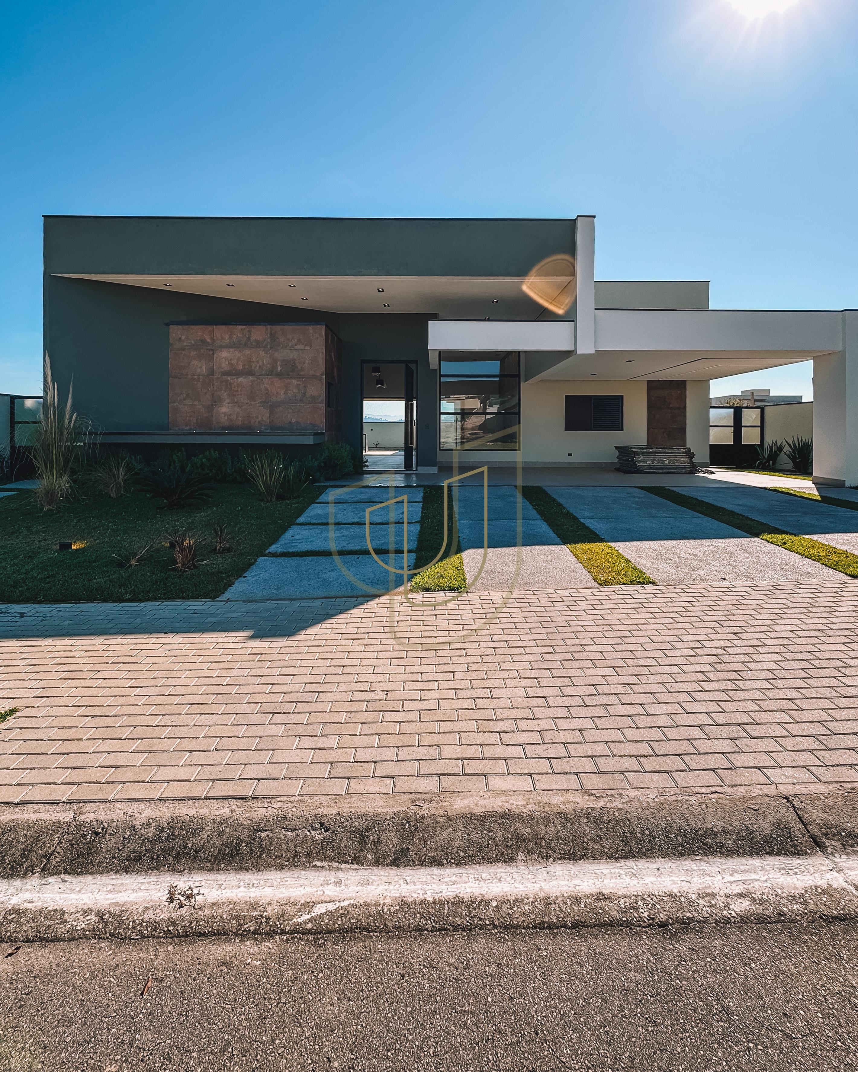 Casa T&eacute;rrea com 4 Su&iacute;tes no Colinas do Paratehy Norte - Urbanova - S&atilde;o Jos&eacute; dos Campos/SP  São José dos Campos - 