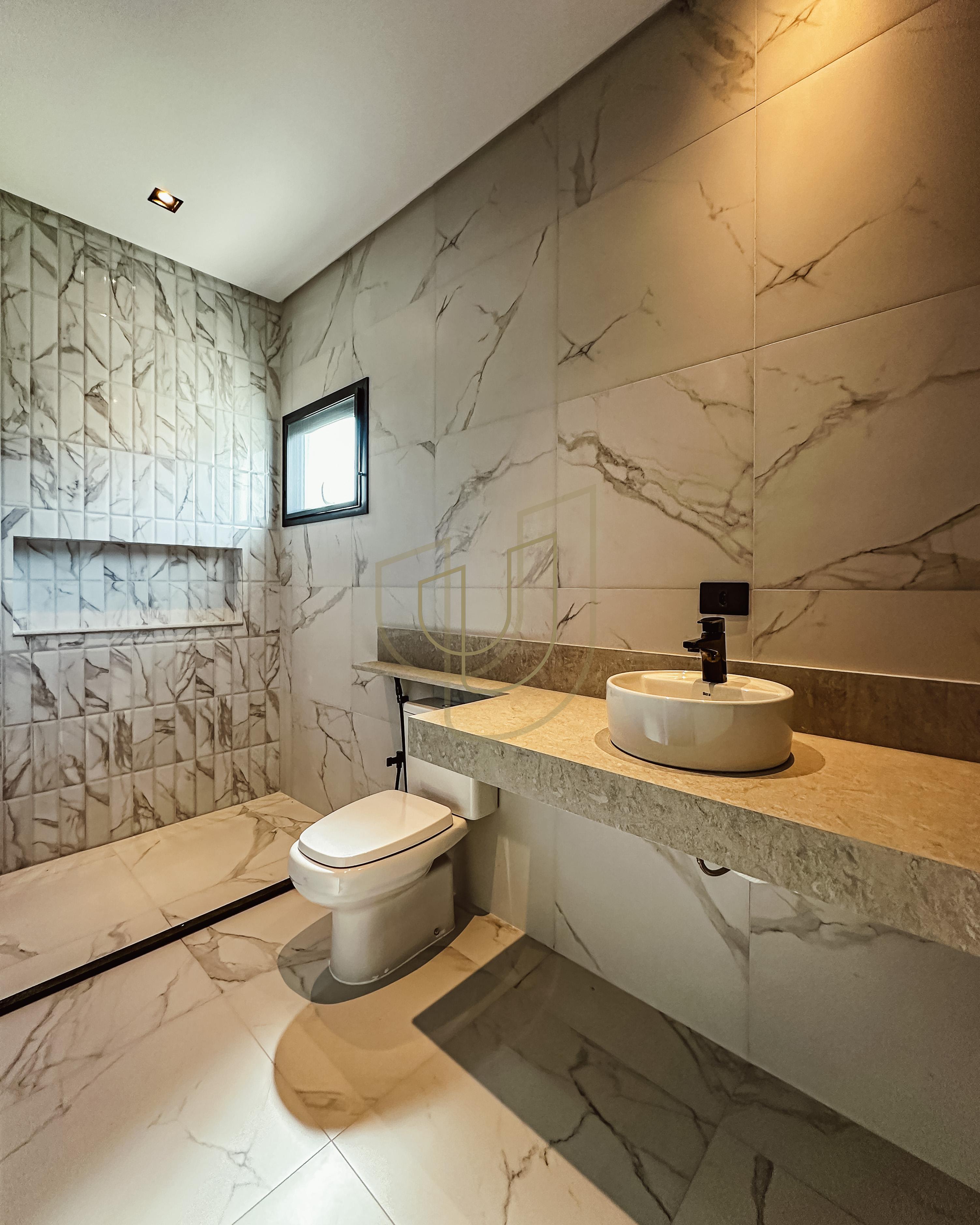 Casa T&eacute;rrea com 4 Su&iacute;tes no Colinas do Paratehy Norte - Urbanova - S&atilde;o Jos&eacute; dos Campos/SP  São José dos Campos - 