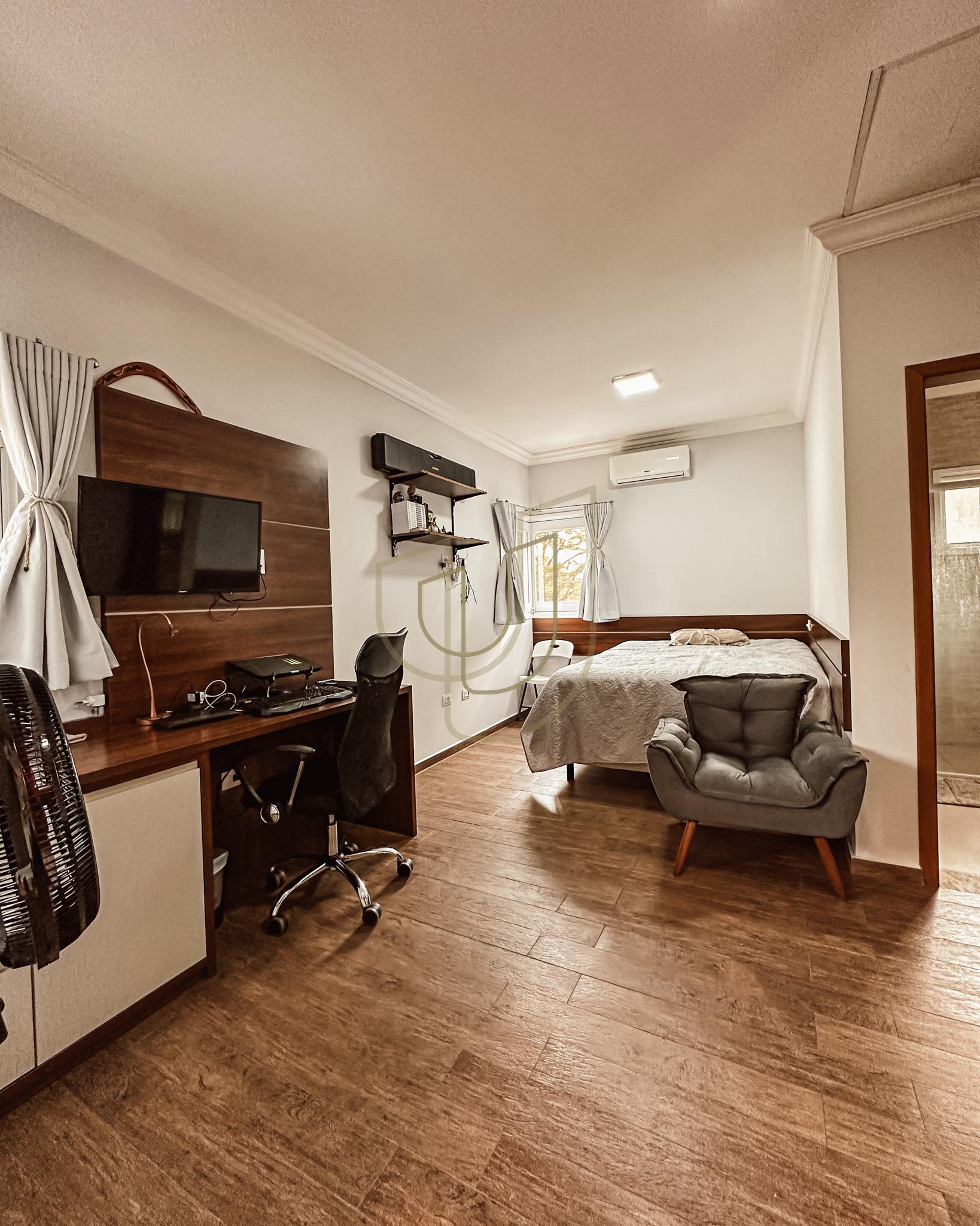 Sobrado sofisticado e com 4 su&iacute;tes em no Recanto Santa B&aacute;rbara - Jambeiro/SP  JAMBEIRO - 