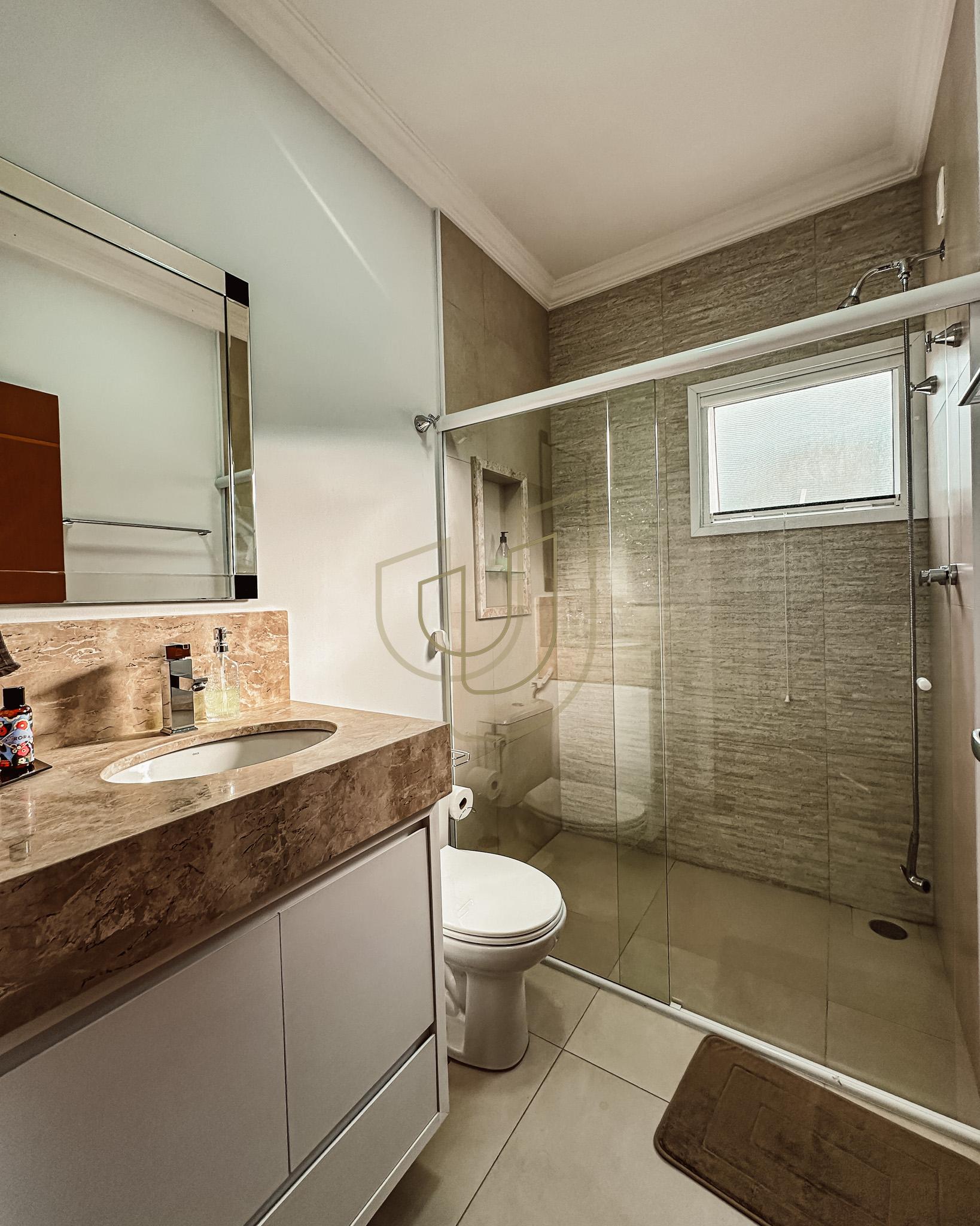 Sobrado sofisticado e com 4 su&iacute;tes em no Recanto Santa B&aacute;rbara - Jambeiro/SP  JAMBEIRO - 