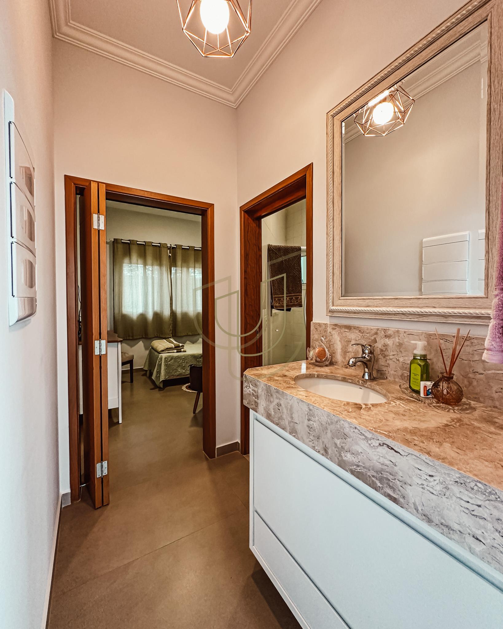 Sobrado sofisticado e com 4 su&iacute;tes em no Recanto Santa B&aacute;rbara - Jambeiro/SP  JAMBEIRO - 