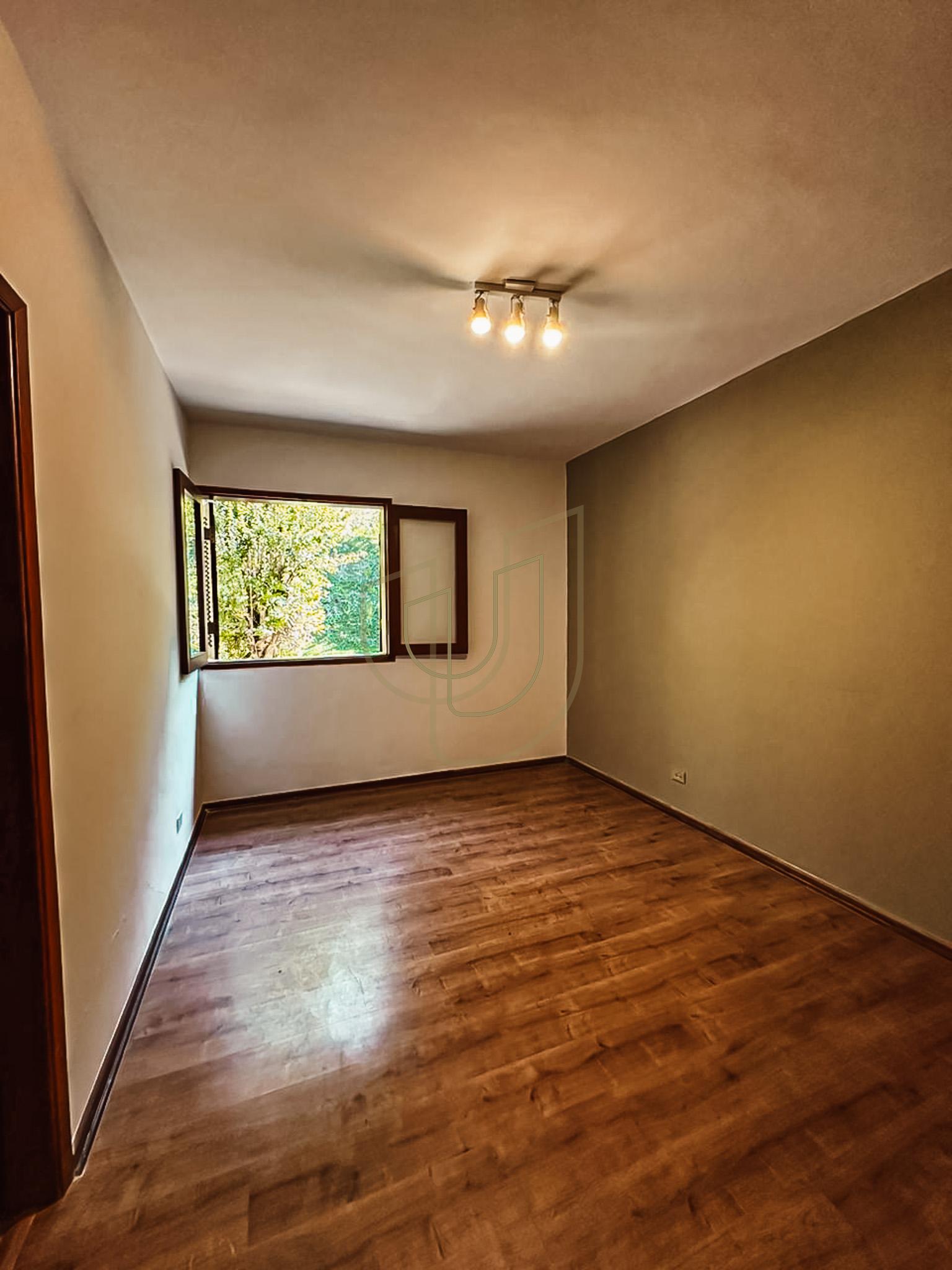 Mans&atilde;o de luxo com projeto exuberante no Quinta das Flores - S&atilde;o Jos&eacute; dos Campos/SP  São José dos Campos - 