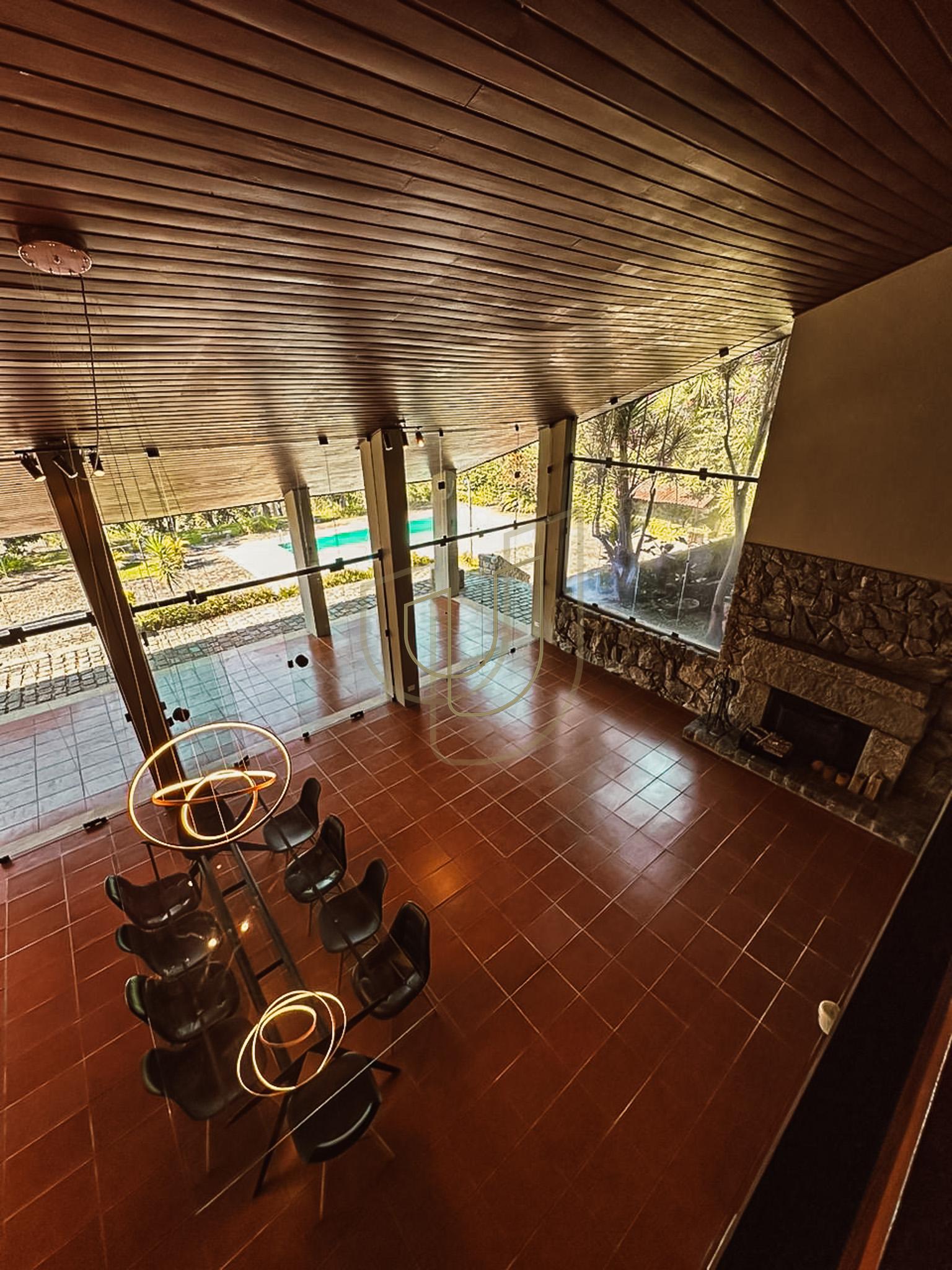 Mans&atilde;o de luxo com projeto exuberante no Quinta das Flores - S&atilde;o Jos&eacute; dos Campos/SP  São José dos Campos - 