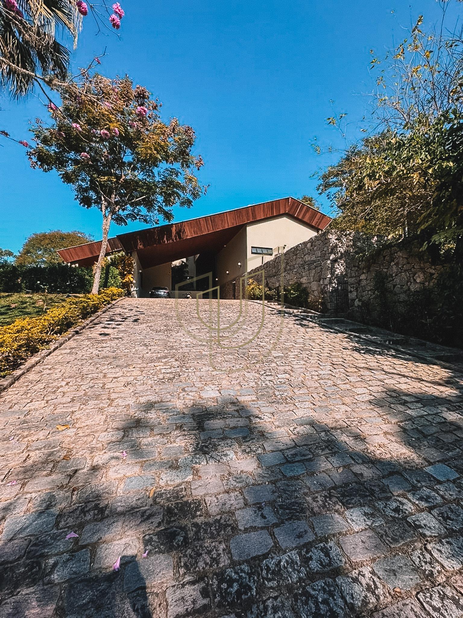 Mans&atilde;o de luxo com projeto exuberante no Quinta das Flores - S&atilde;o Jos&eacute; dos Campos/SP  São José dos Campos - 