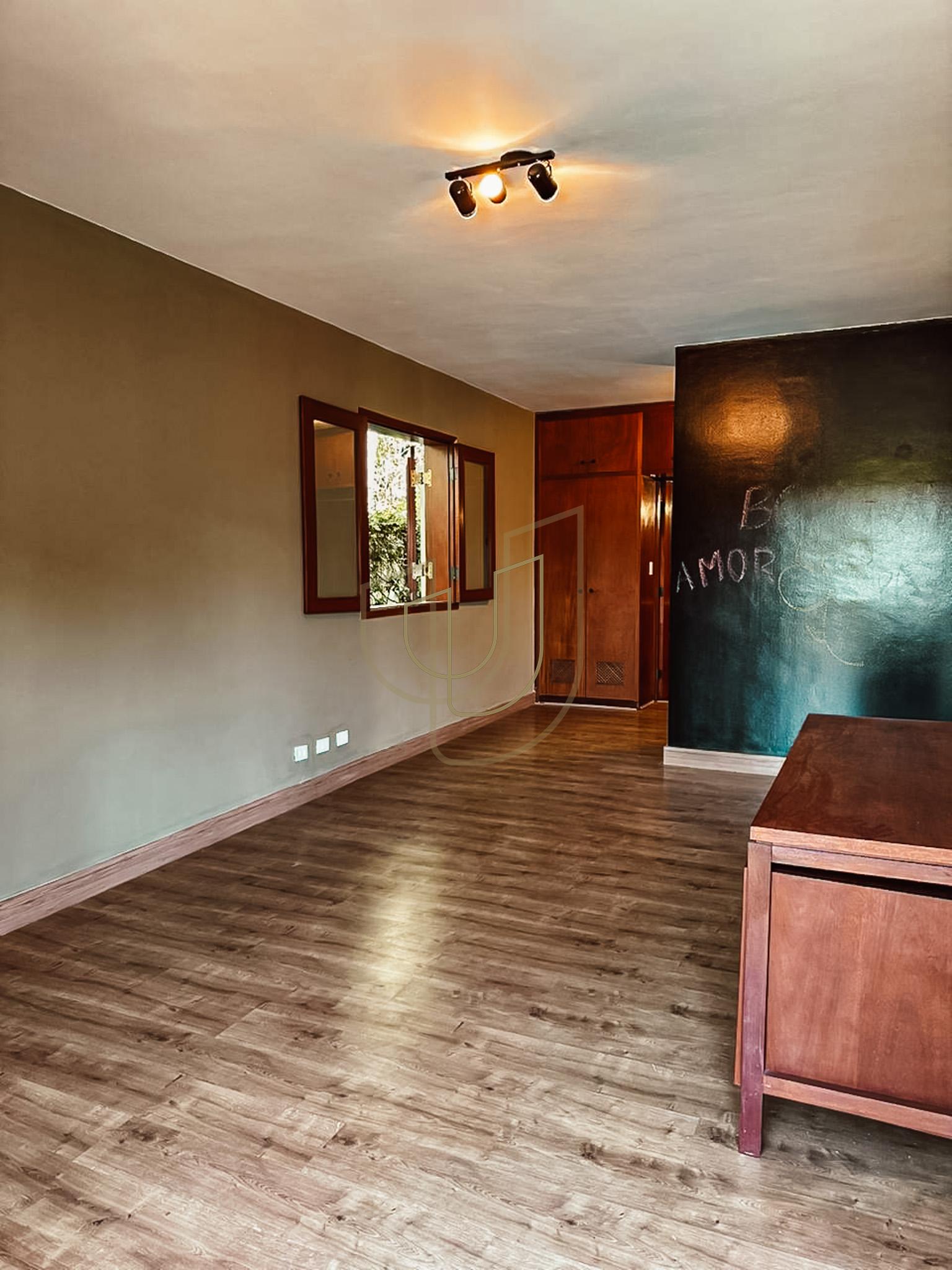 Mans&atilde;o de luxo com projeto exuberante no Quinta das Flores - S&atilde;o Jos&eacute; dos Campos/SP  São José dos Campos - 