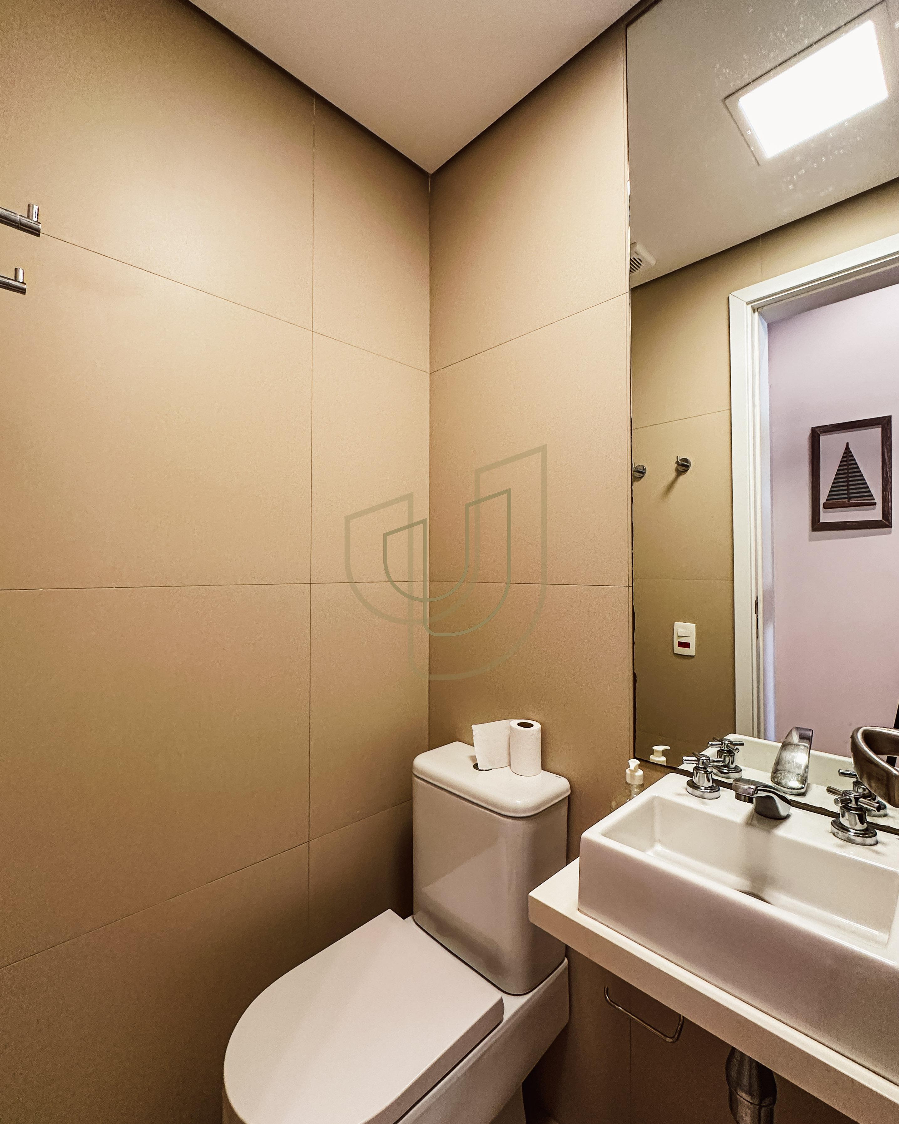 Sobrado sofisticado e P&eacute; na Areia com 5 su&iacute;tes na Praia de Camburi - S&atilde;o Sebasti&atilde;o/SP  São Sebastião - 