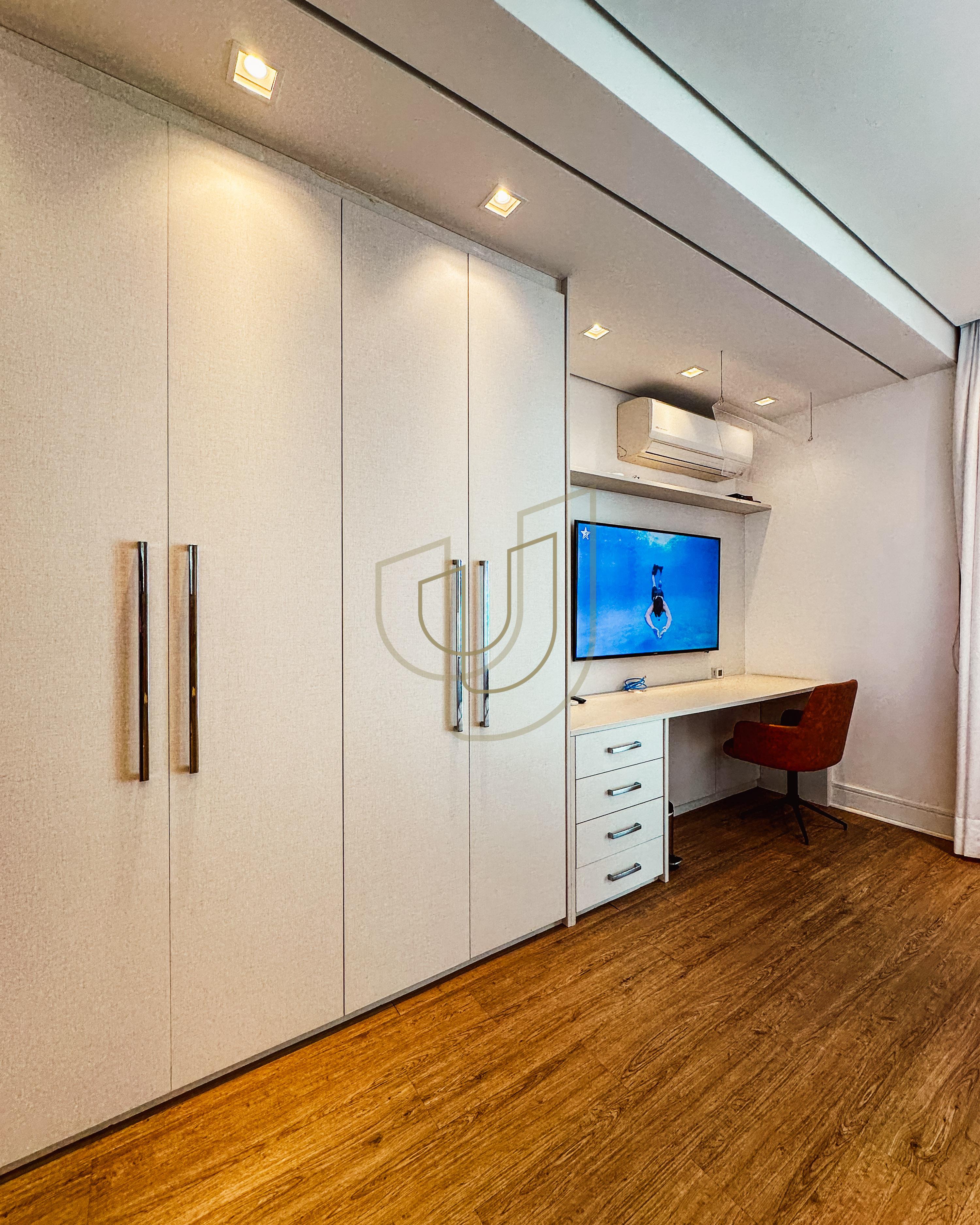 Sobrado sofisticado e P&eacute; na Areia com 5 su&iacute;tes na Praia de Camburi - S&atilde;o Sebasti&atilde;o/SP  São Sebastião - 