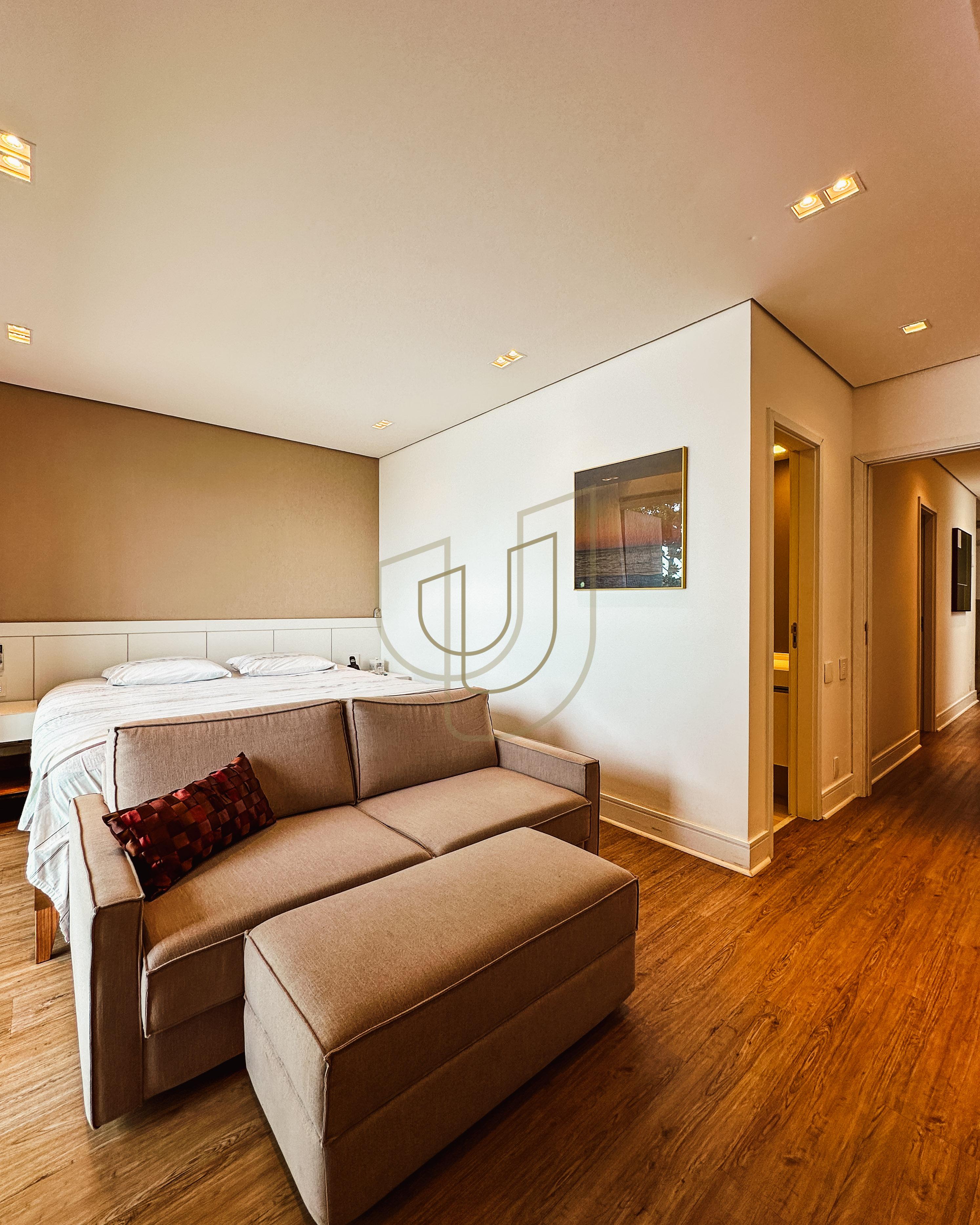 Sobrado sofisticado e P&eacute; na Areia com 5 su&iacute;tes na Praia de Camburi - S&atilde;o Sebasti&atilde;o/SP  São Sebastião - 