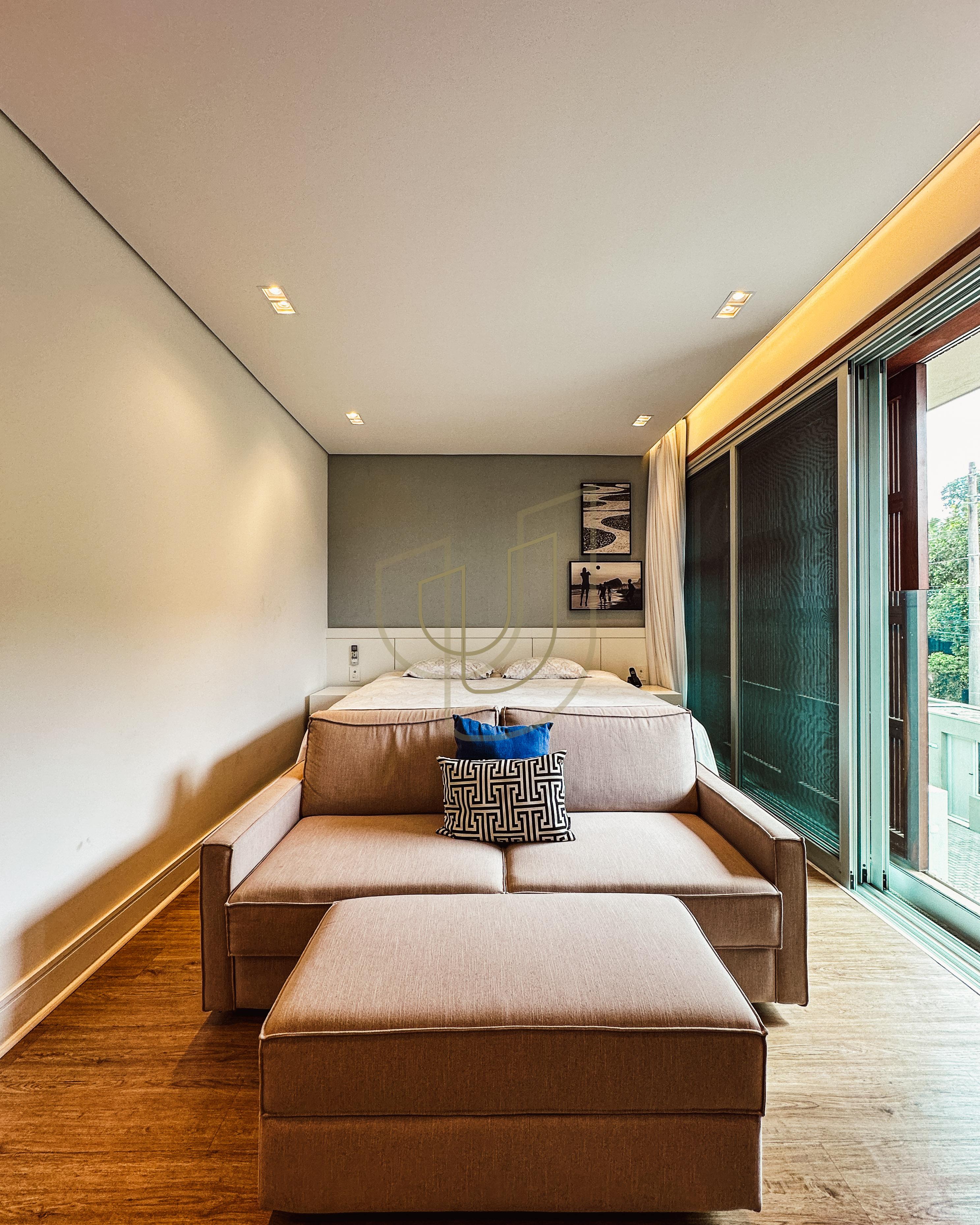 Sobrado sofisticado e P&eacute; na Areia com 5 su&iacute;tes na Praia de Camburi - S&atilde;o Sebasti&atilde;o/SP  São Sebastião - 