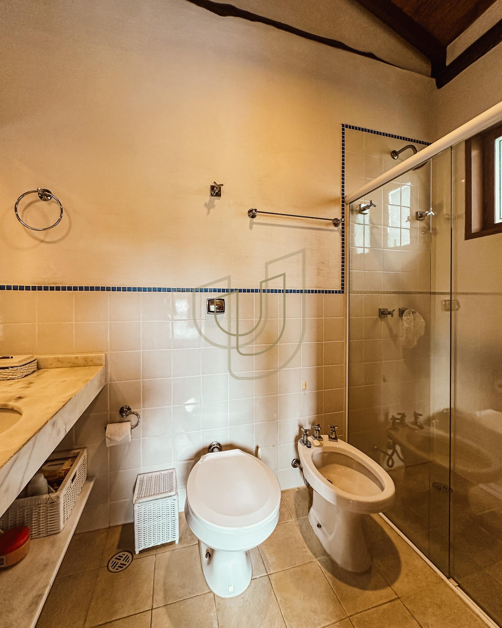 Sobrado Cl&aacute;ssico com 6 su&iacute;tes na Praia da Baleia - S&atilde;o Sebasti&atilde;o/SP  São Sebastião - 