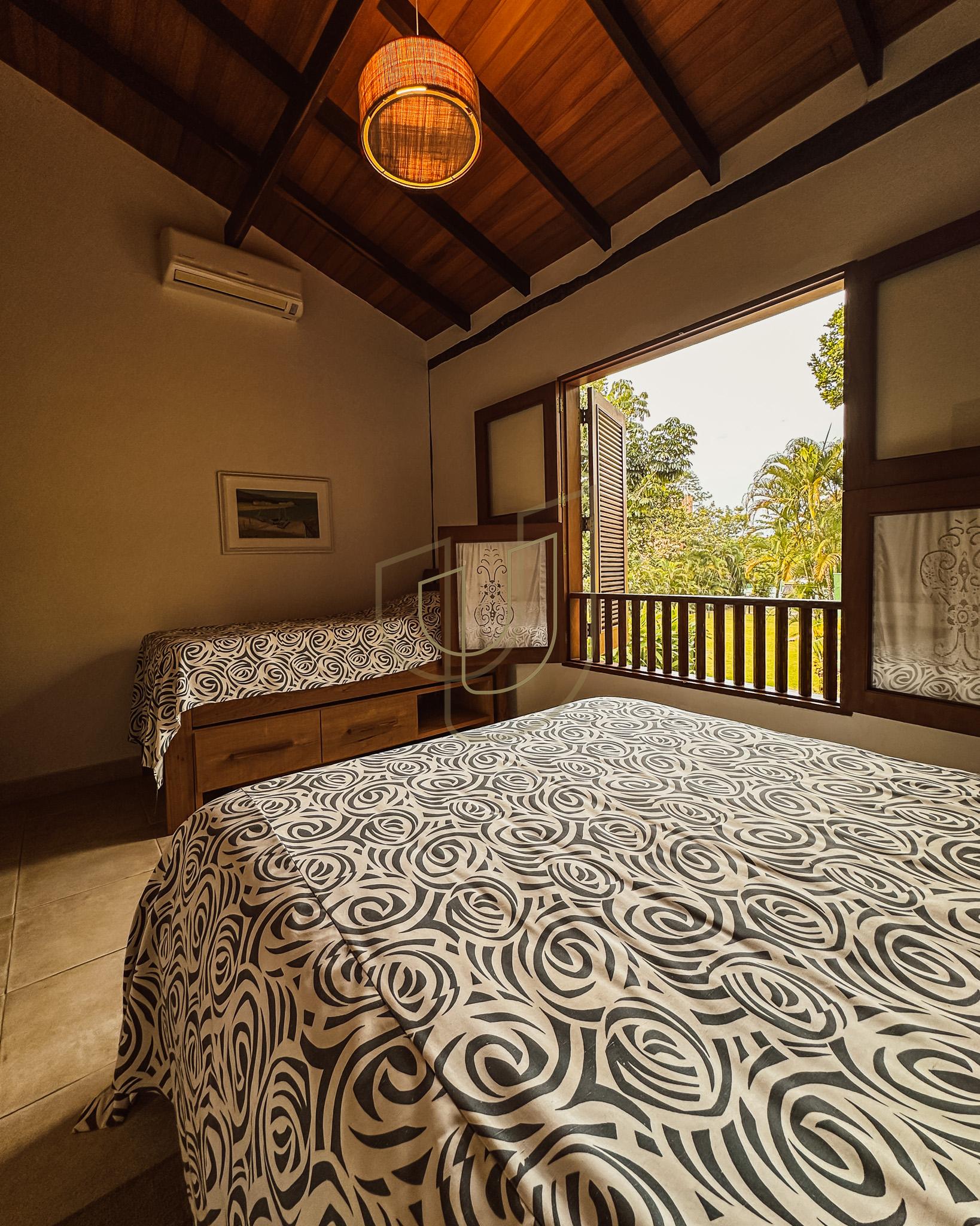 Sobrado Cl&aacute;ssico com 6 su&iacute;tes na Praia da Baleia - S&atilde;o Sebasti&atilde;o/SP  São Sebastião - 