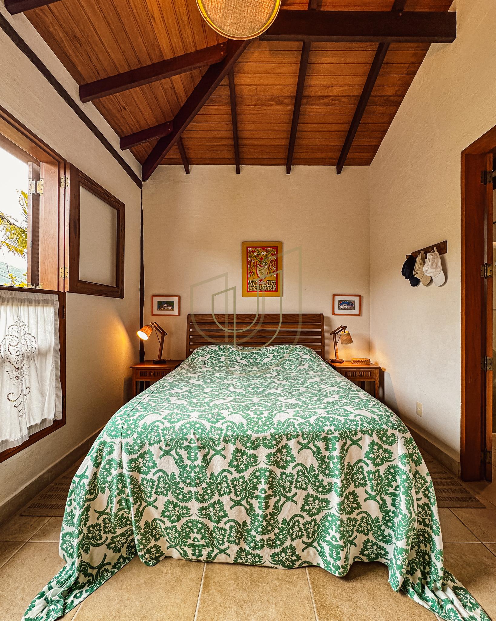 Sobrado Cl&aacute;ssico com 6 su&iacute;tes na Praia da Baleia - S&atilde;o Sebasti&atilde;o/SP  São Sebastião - 