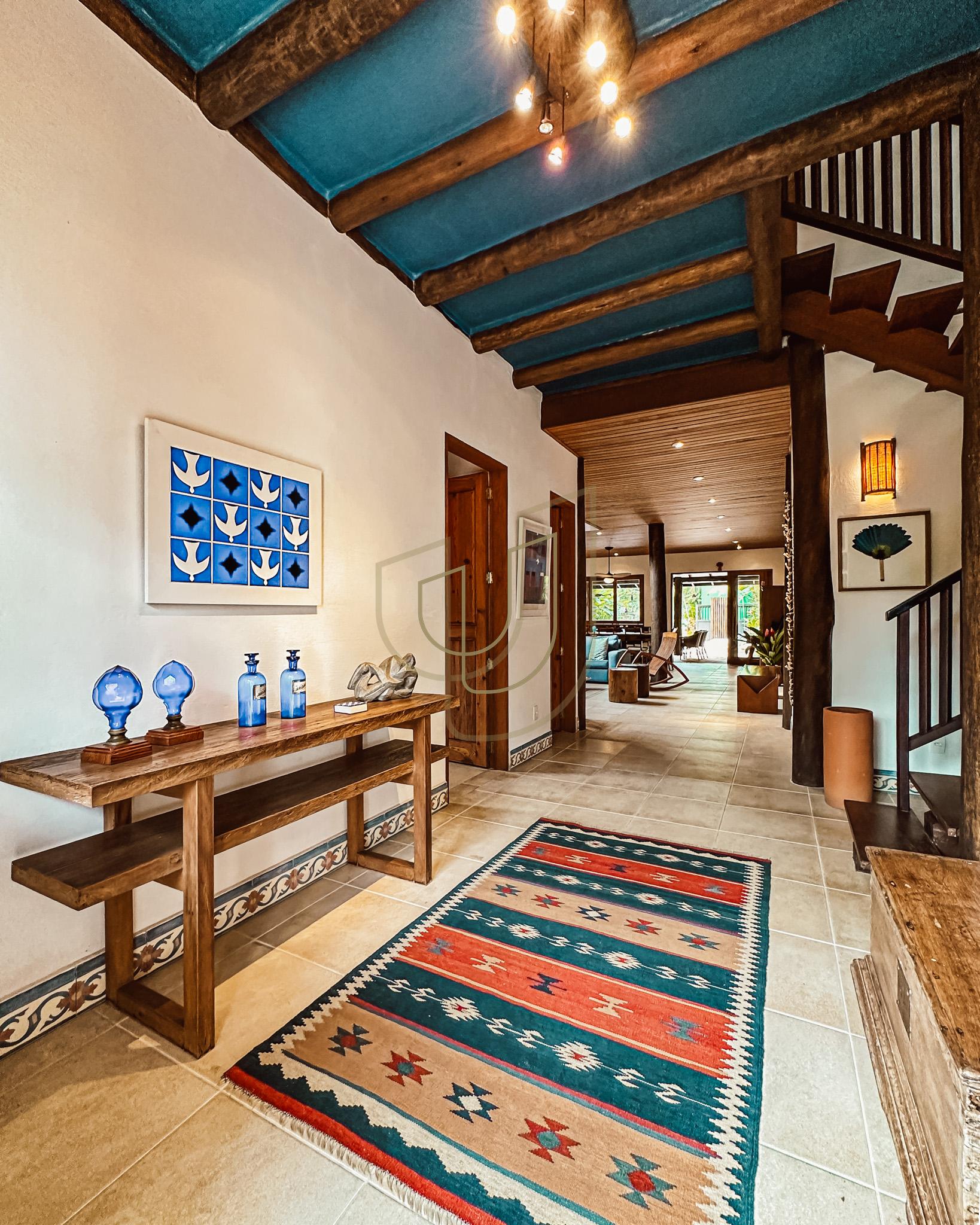 Sobrado Cl&aacute;ssico com 6 su&iacute;tes na Praia da Baleia - S&atilde;o Sebasti&atilde;o/SP  São Sebastião - 