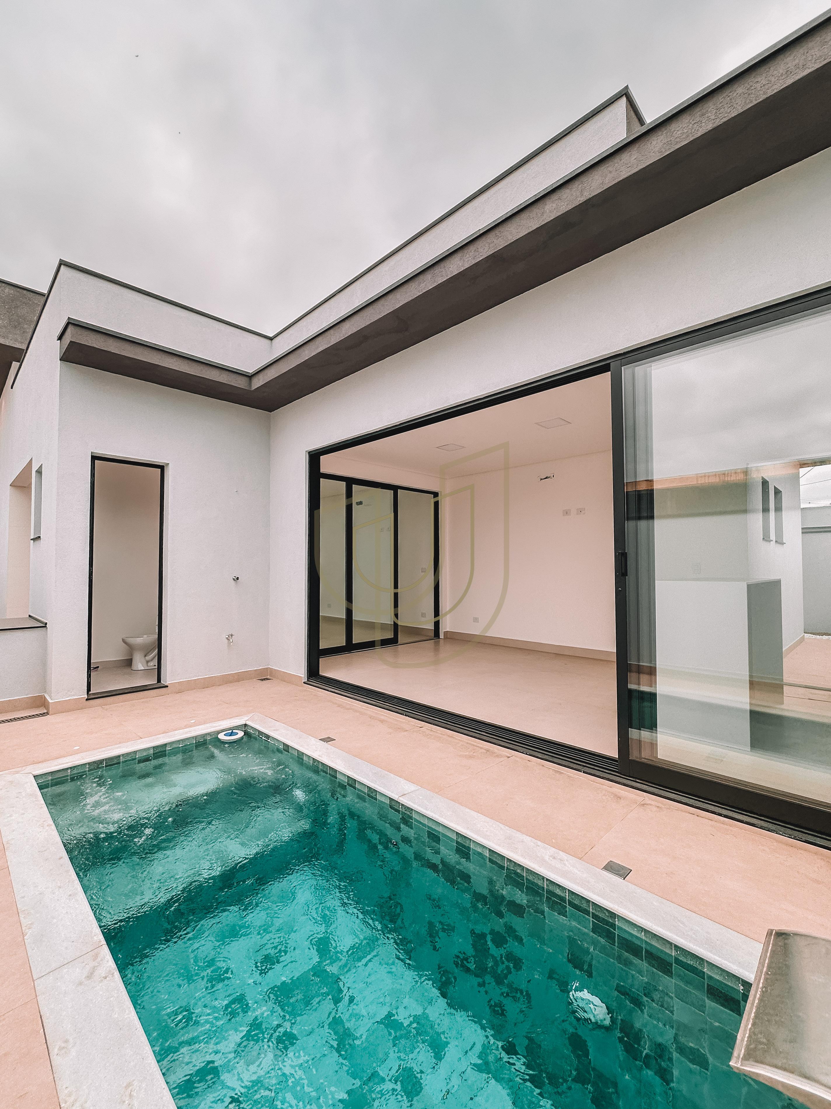 Casa T&eacute;rrea com 3 Dormit&oacute;rios no Reserva Ruda - S&atilde;o Jos&eacute; dos Campos/SP  São José dos Campos - 