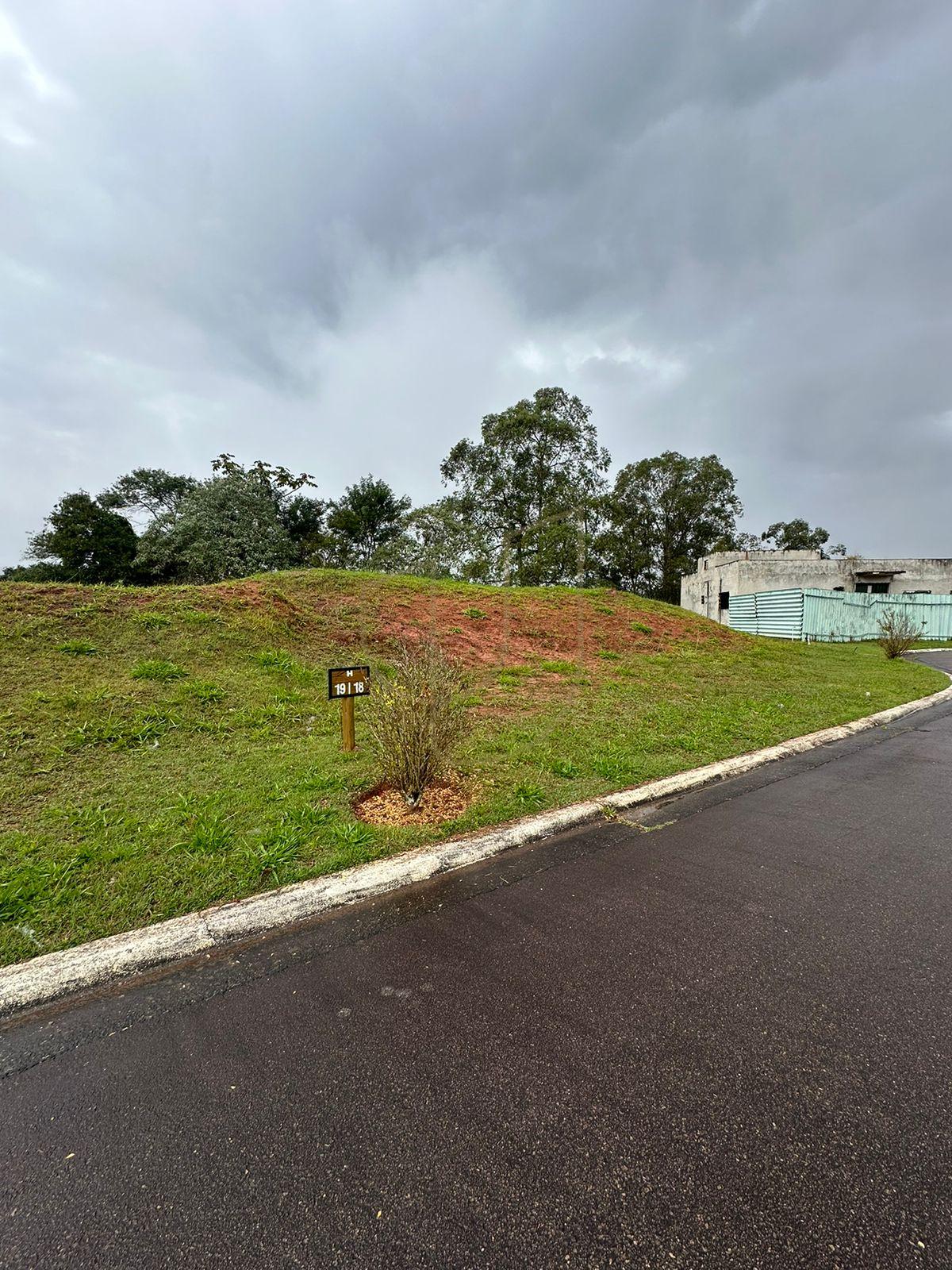 Terreno de 1548m&sup2; com vista no Fazenda S&atilde;o Francisco - Jambeiro/SP  JAMBEIRO - 