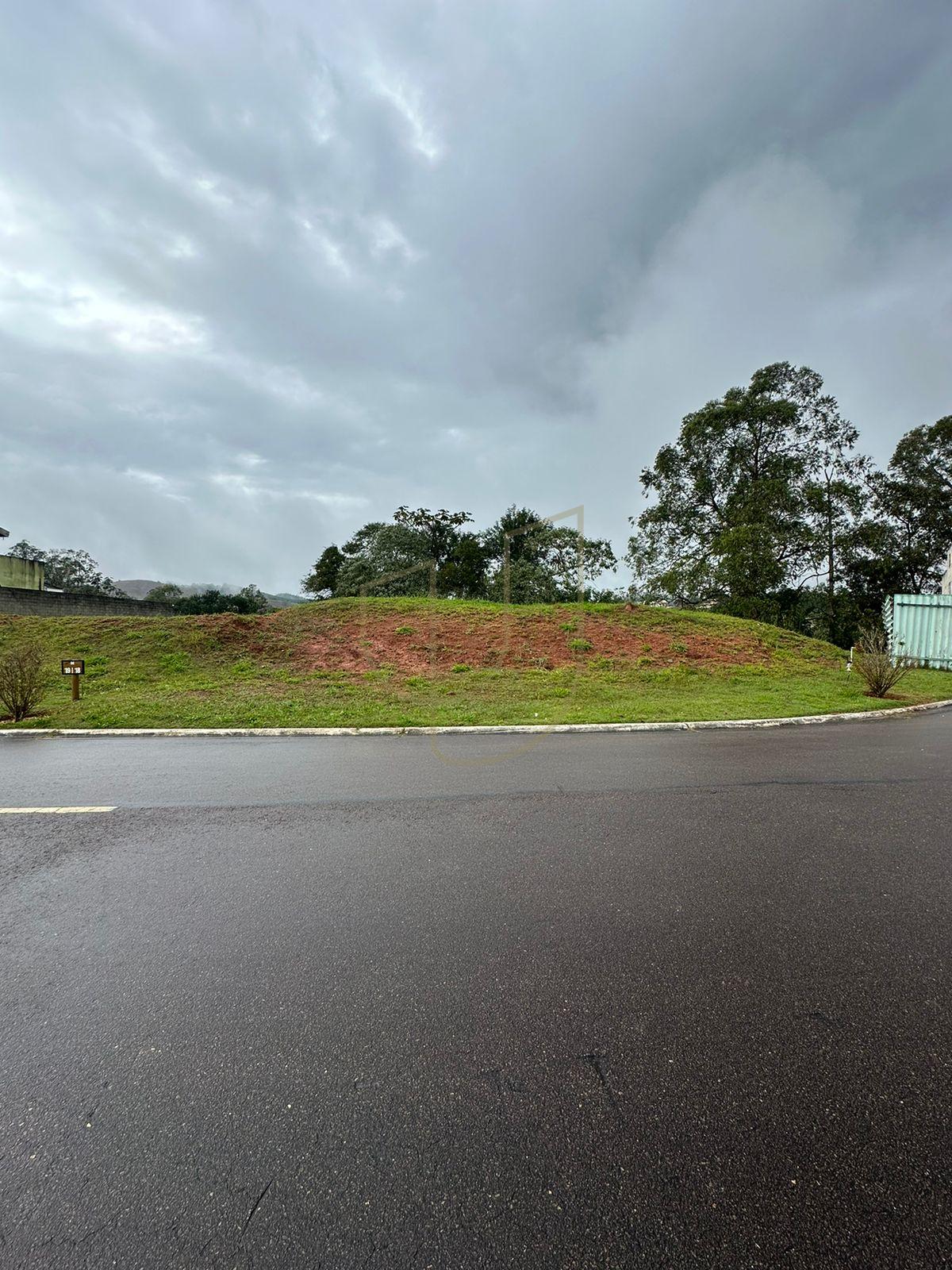 Terreno de 1548m&sup2; com vista no Fazenda S&atilde;o Francisco - Jambeiro/SP  JAMBEIRO - 