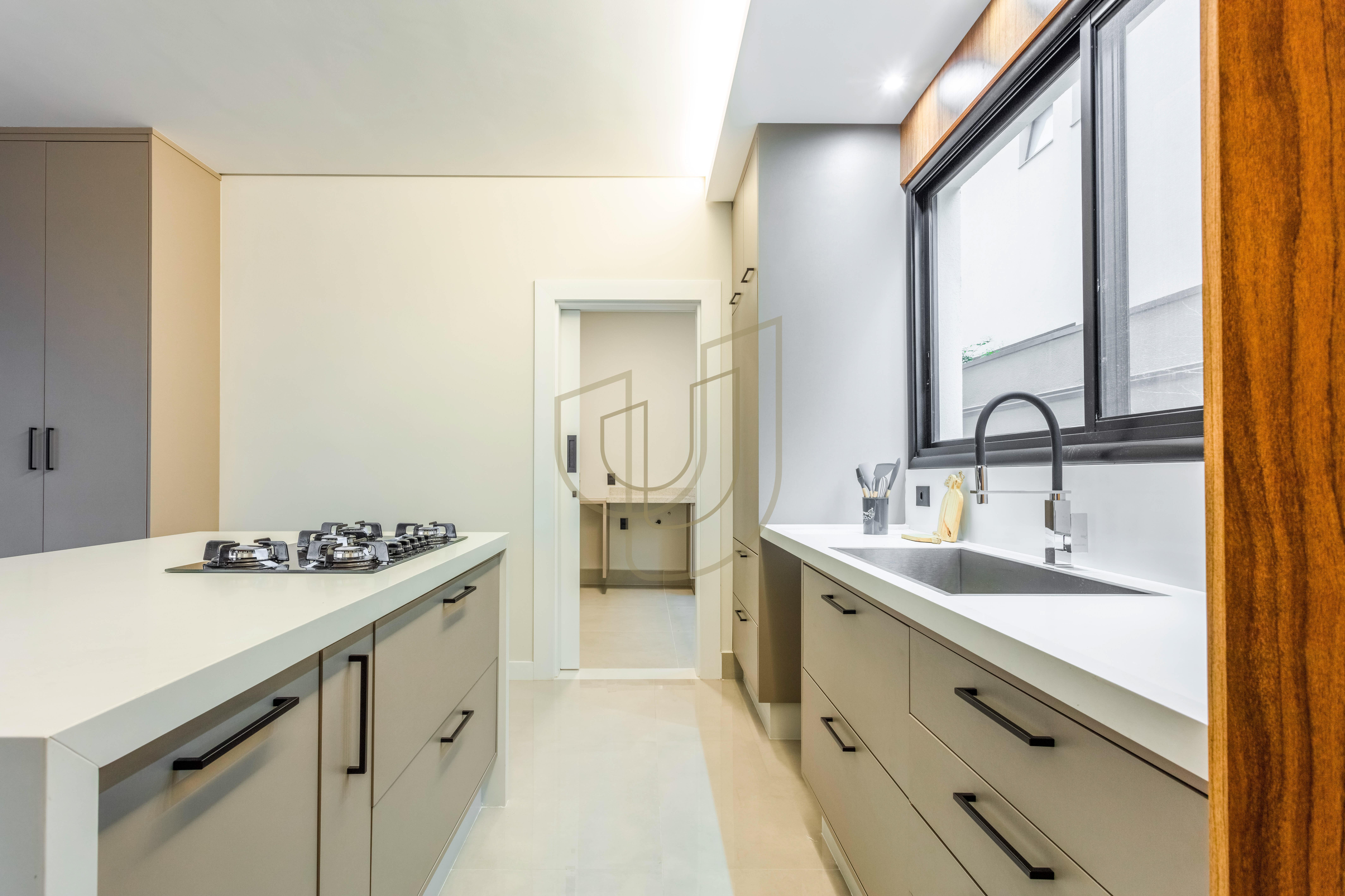 Sobrado com 4 su&iacute;tes no Alphaville I - S&atilde;o Jos&eacute; dos Campos/SP  São José dos Campos - 