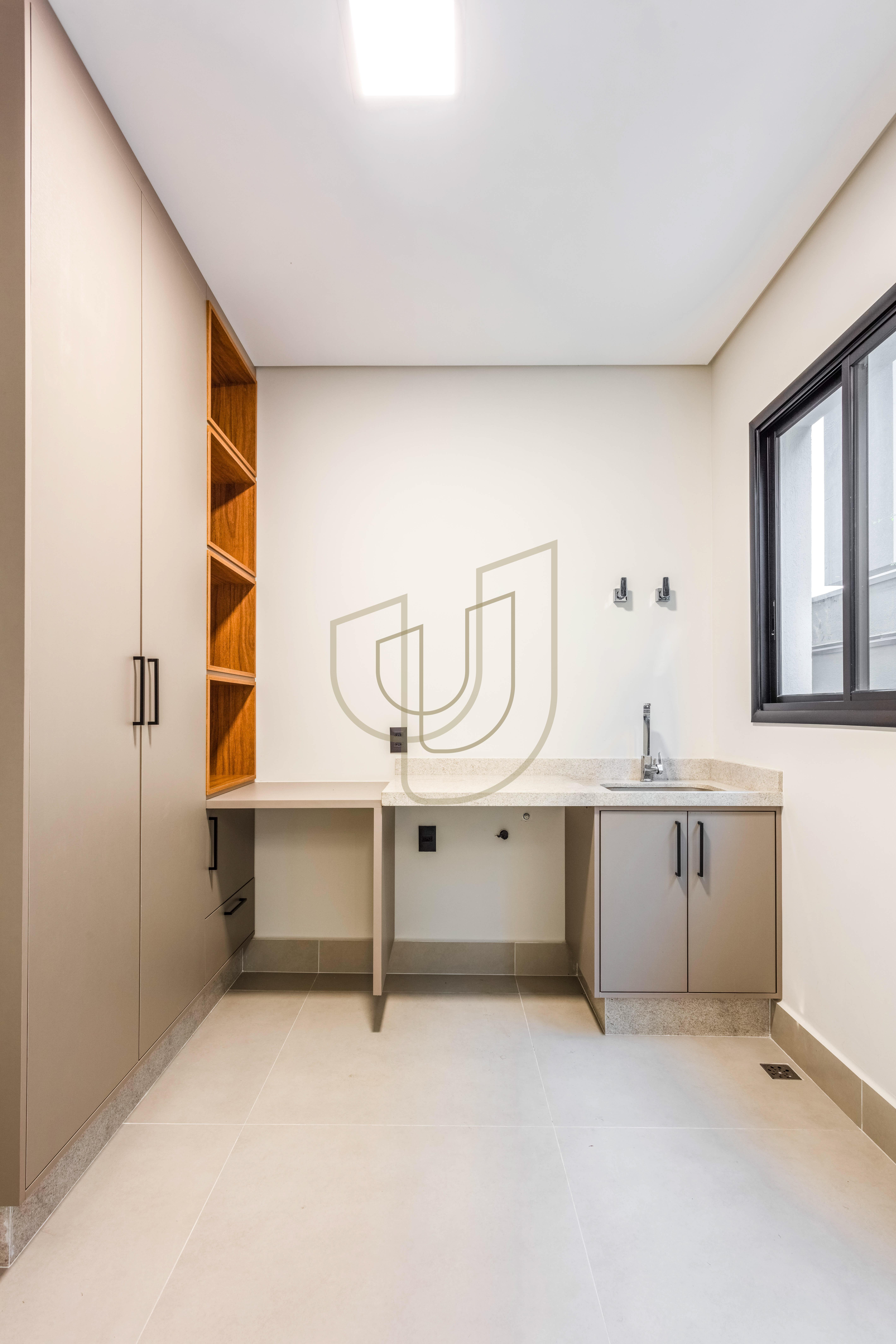 Sobrado com 4 su&iacute;tes no Alphaville I - S&atilde;o Jos&eacute; dos Campos/SP  São José dos Campos - 