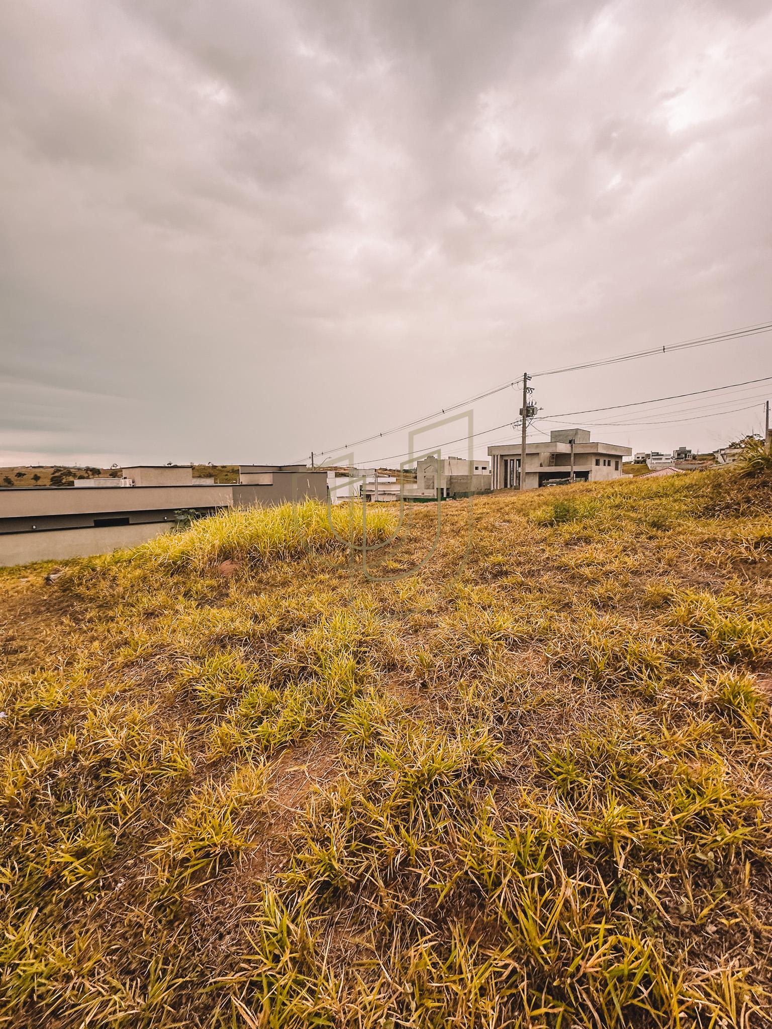 Terreno de 361m&sup2; no condom&iacute;nio Verana - S&atilde;o Jos&eacute; dos Campos/SP  São José dos Campos - 