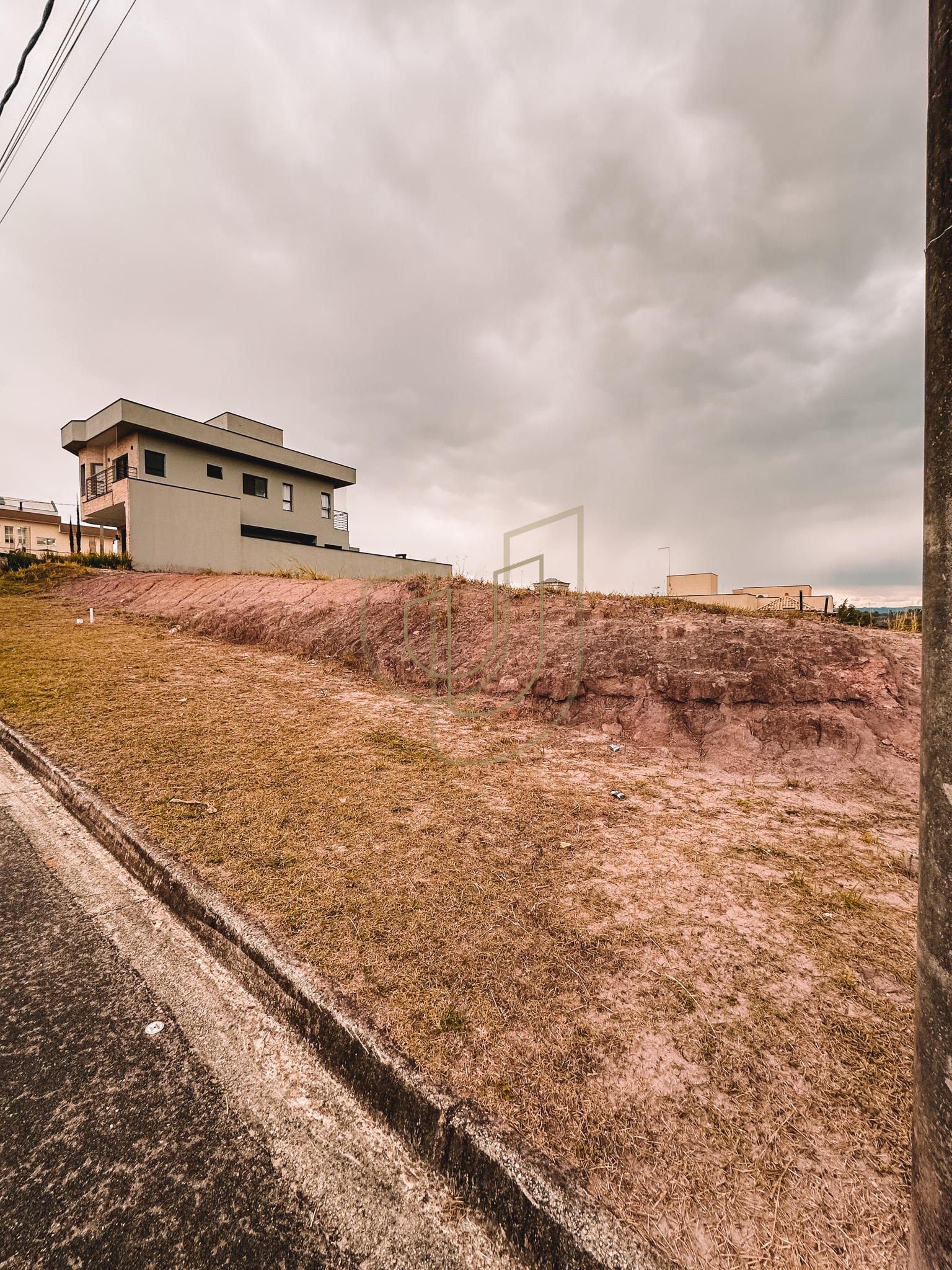Terreno de 361m&sup2; no condom&iacute;nio Verana - S&atilde;o Jos&eacute; dos Campos/SP  São José dos Campos - 