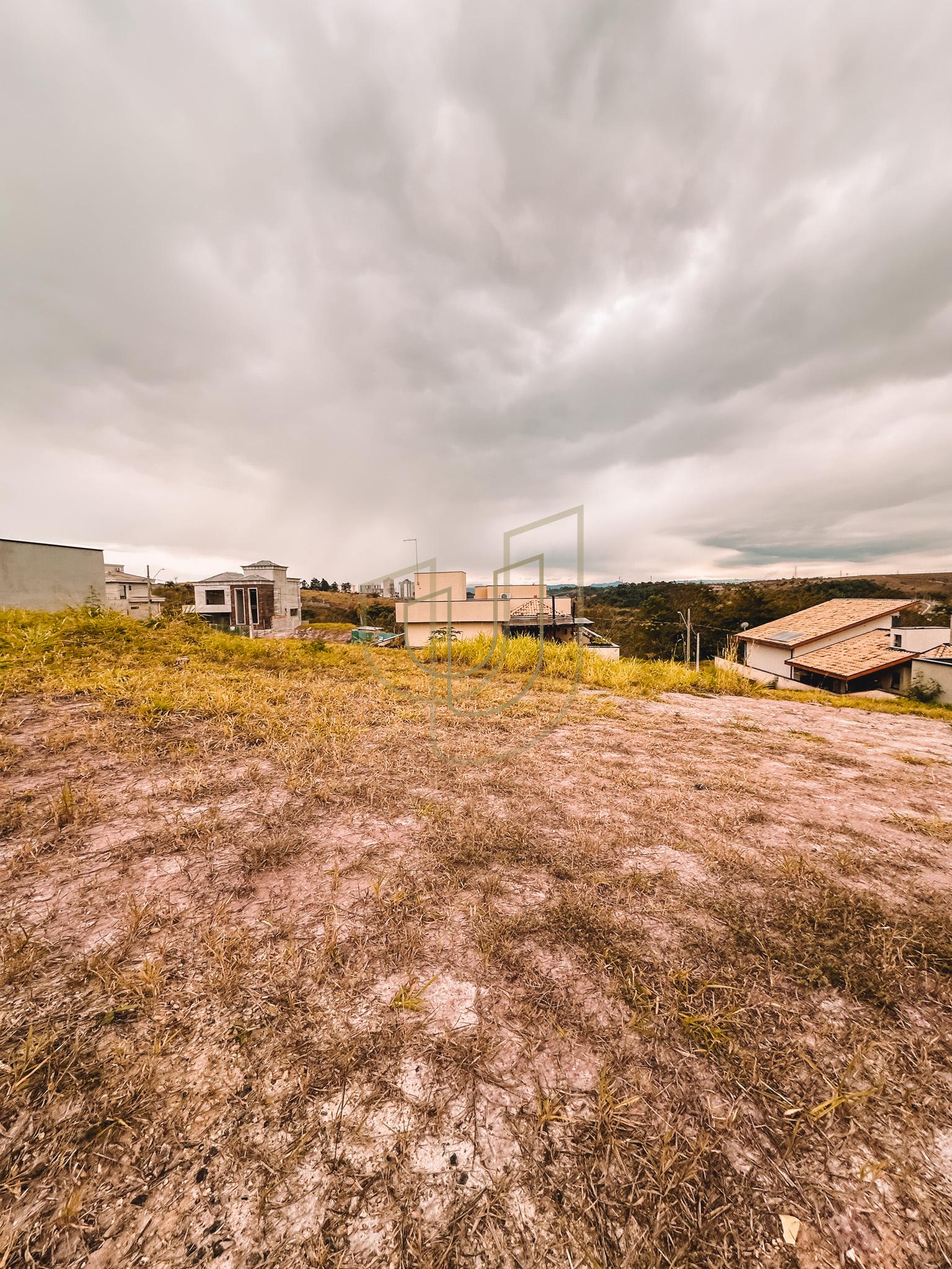 Terreno de 361m&sup2; no condom&iacute;nio Verana - S&atilde;o Jos&eacute; dos Campos/SP  São José dos Campos - 