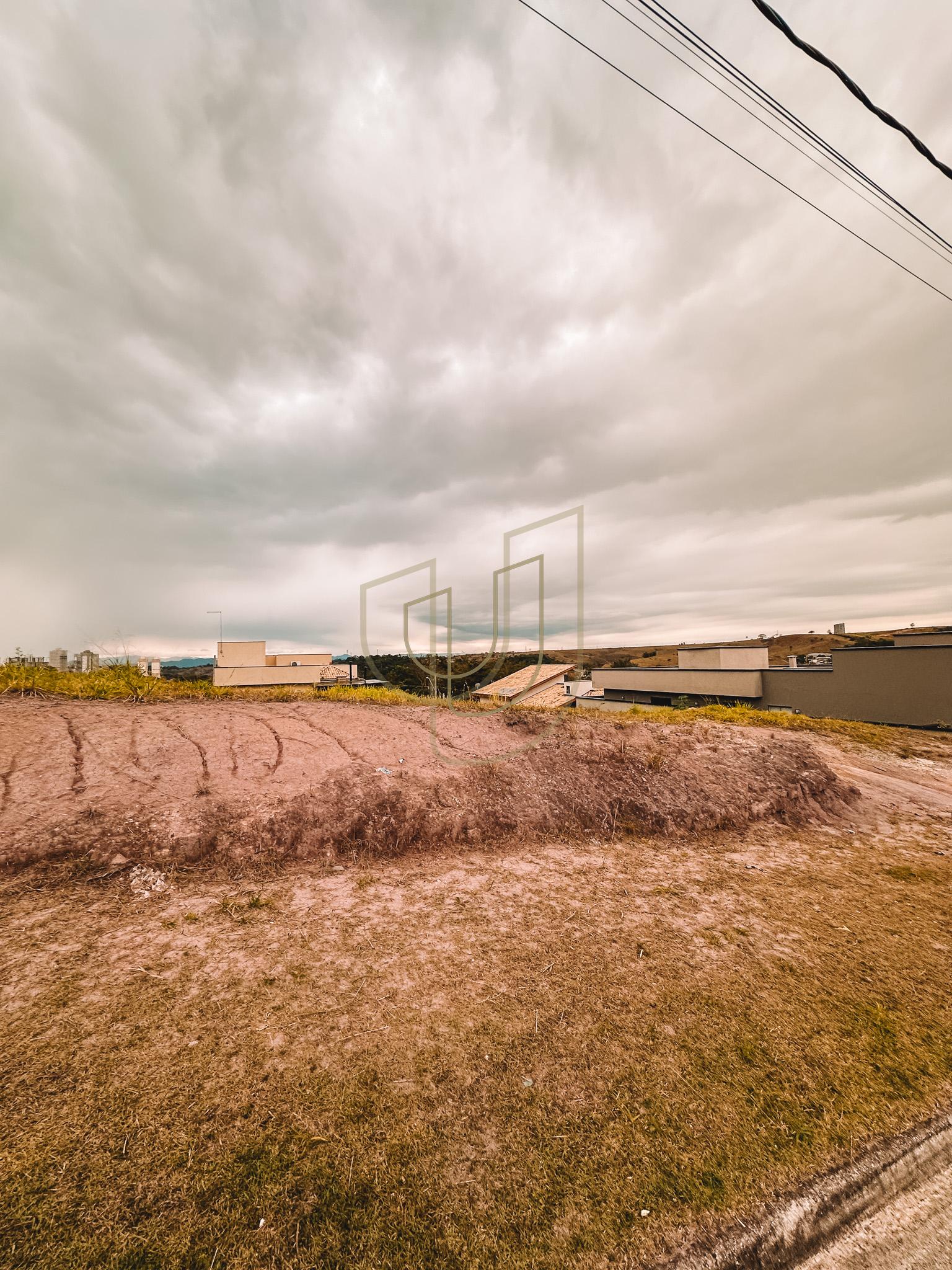 Terreno de 361m&sup2; no condom&iacute;nio Verana - S&atilde;o Jos&eacute; dos Campos/SP  São José dos Campos - 
