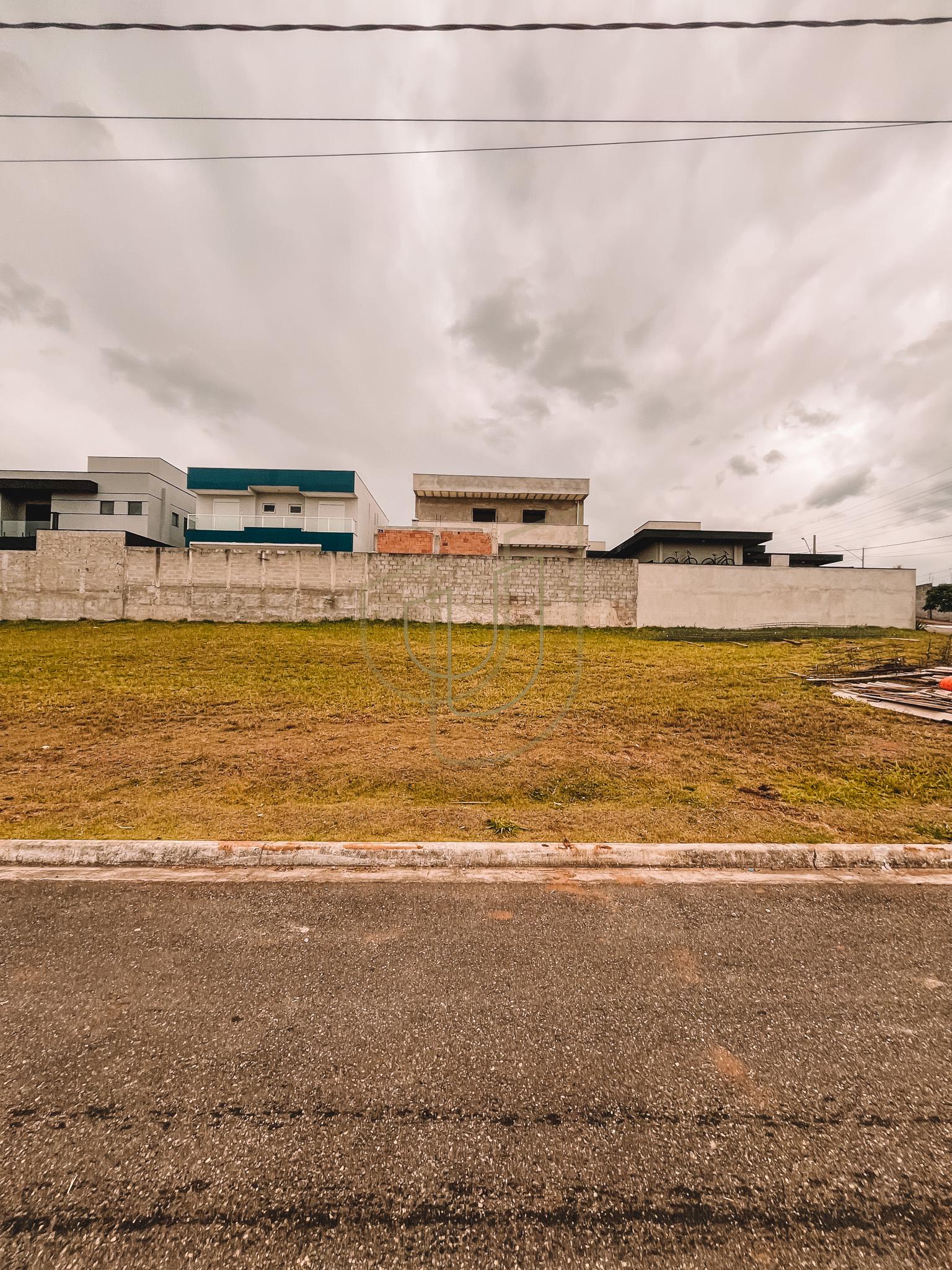 Terreno de 250m&sup2; no condom&iacute;nio Reserva Rud&aacute; - S&atilde;o Jos&eacute; dos Campos/SP Avenida Robson Custódio Machado São José dos Campos - 