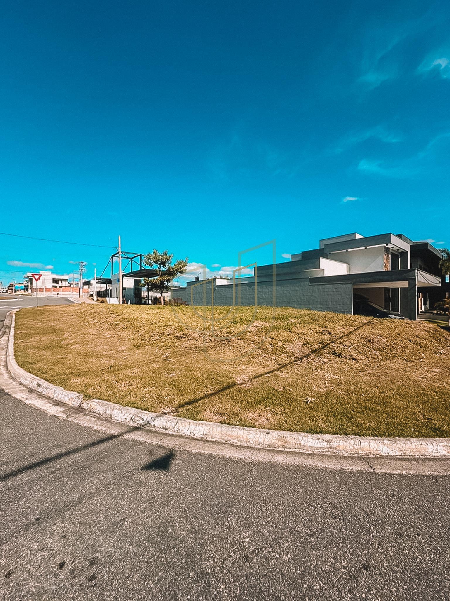 Terreno de 340m&sup2; no condom&iacute;nio Reserva Aruan&atilde; - S&atilde;o Jos&eacute; dos Campos/SP  São José dos Campos - 