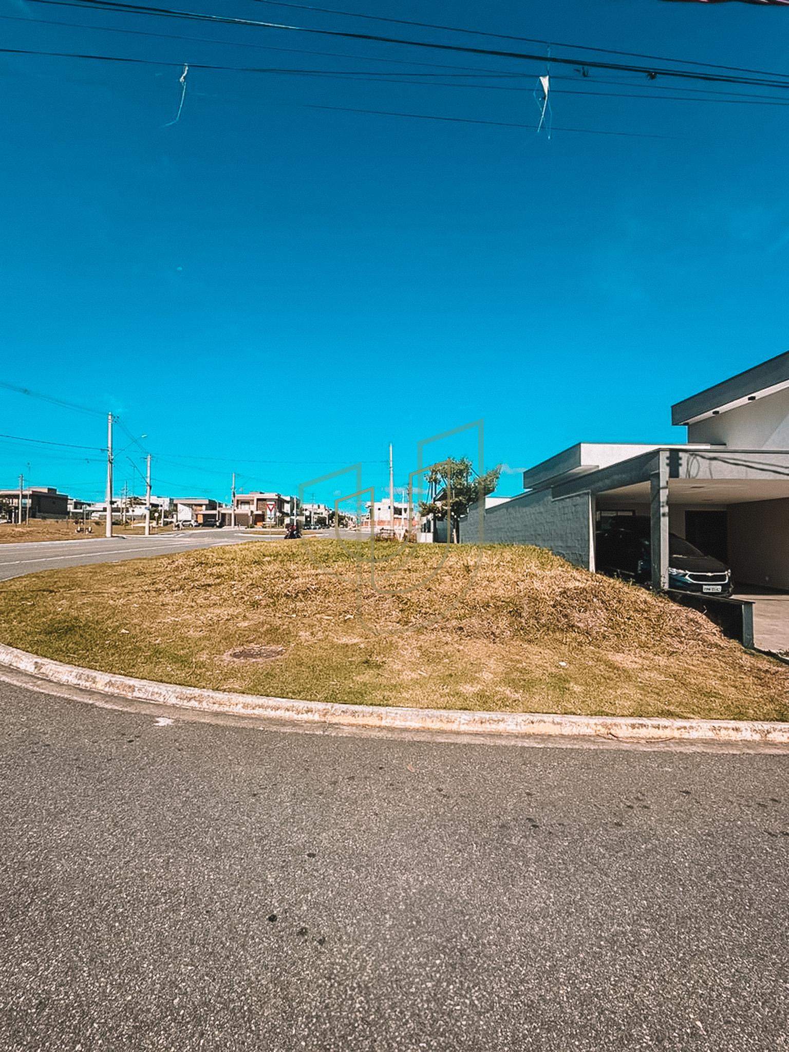 Terreno de 340m&sup2; no condom&iacute;nio Reserva Aruan&atilde; - S&atilde;o Jos&eacute; dos Campos/SP  São José dos Campos - 