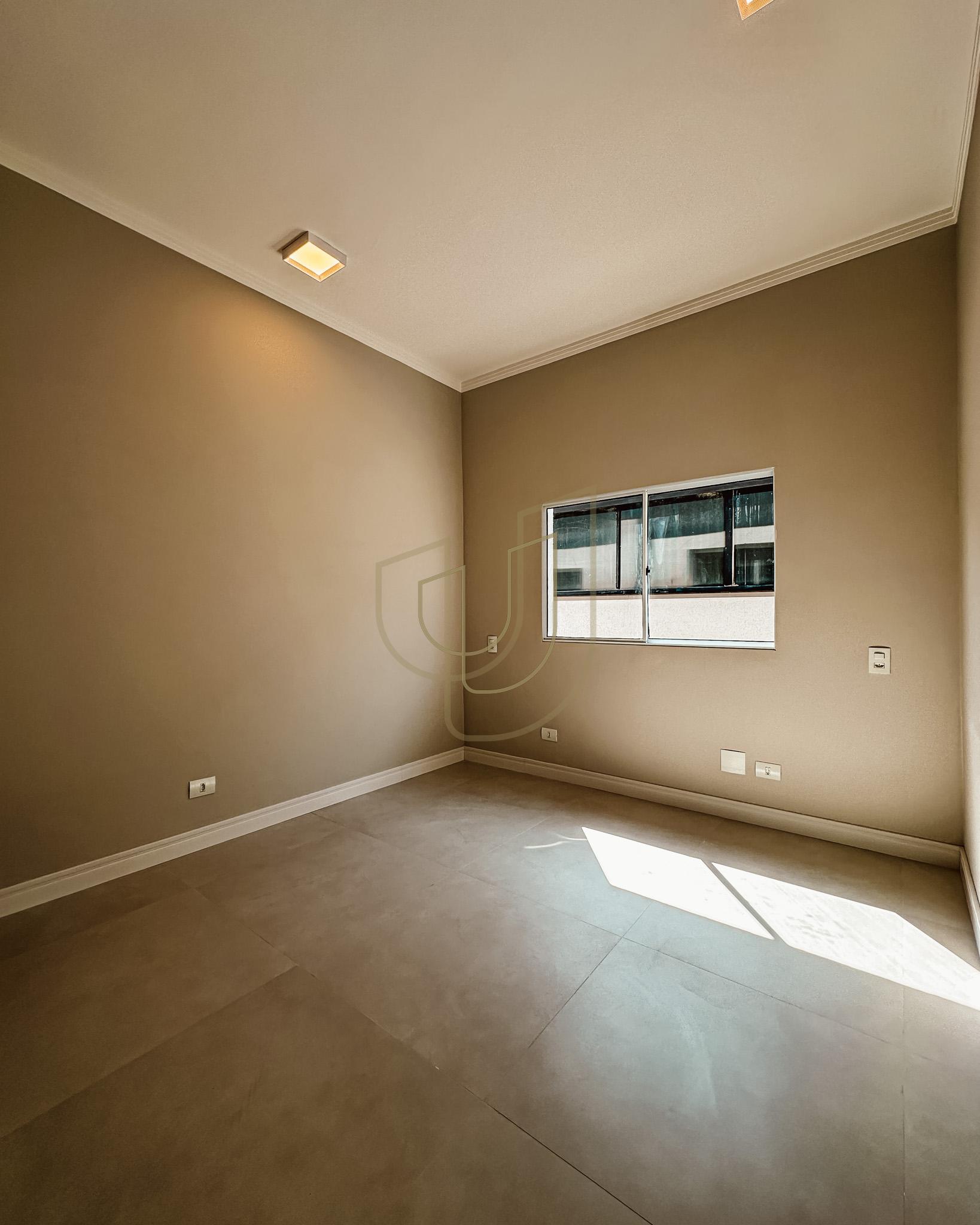 Casa T&eacute;rrea com 3 Dormit&oacute;rios no Terras do Vale - Ca&ccedil;apava/SP  Caçapava - 