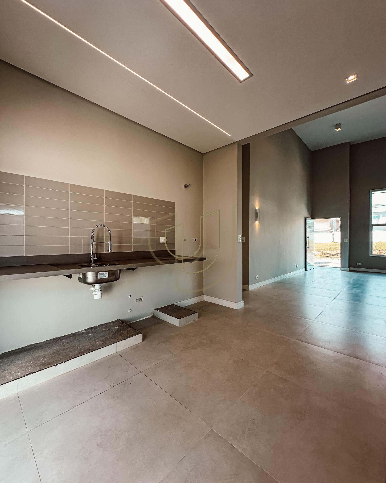 Casa T&eacute;rrea com 3 Dormit&oacute;rios no Terras do Vale - Ca&ccedil;apava/SP  Caçapava - 