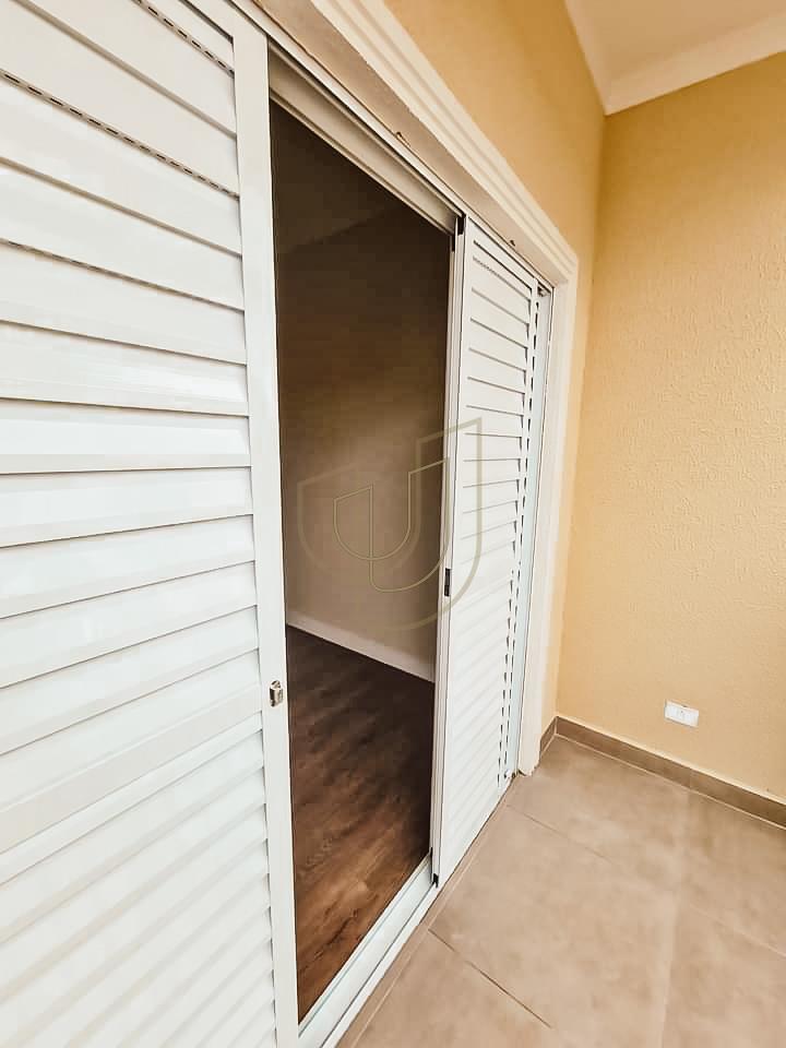 Casa com 3 Dormit&oacute;rios no Loteamento Villa Branca - Jacare&iacute;/SP  Jacareí - 